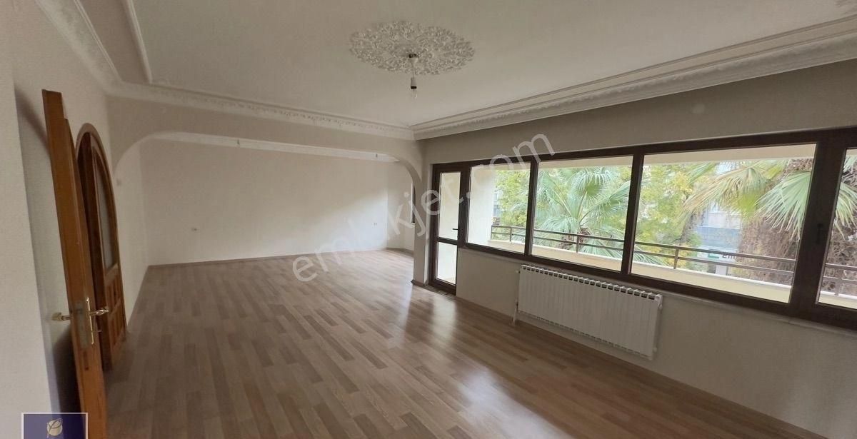 Bulvarda Kiralık Daire - Görsel 13