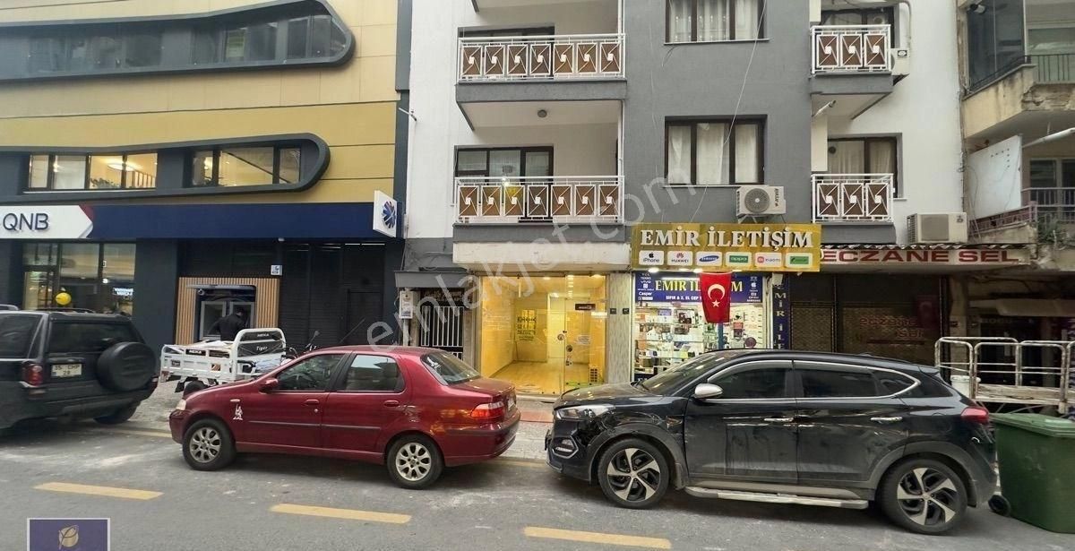 Cumhuriyet Caddesinde Kiralık Dükkan - Görsel 12