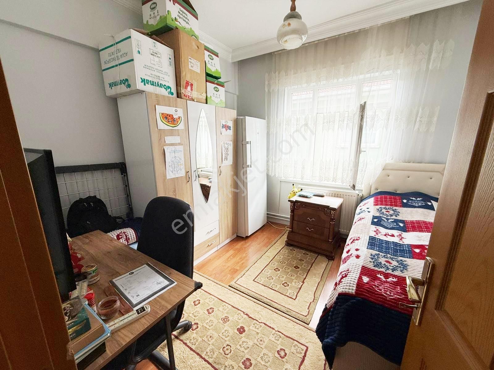 Uzman Emlak'dan Çiçekli Mh'de Yunusemre Cadde Yakını Katta Isı Yalıtımlı Full Yapılı 3+1 Daire - Görsel 19