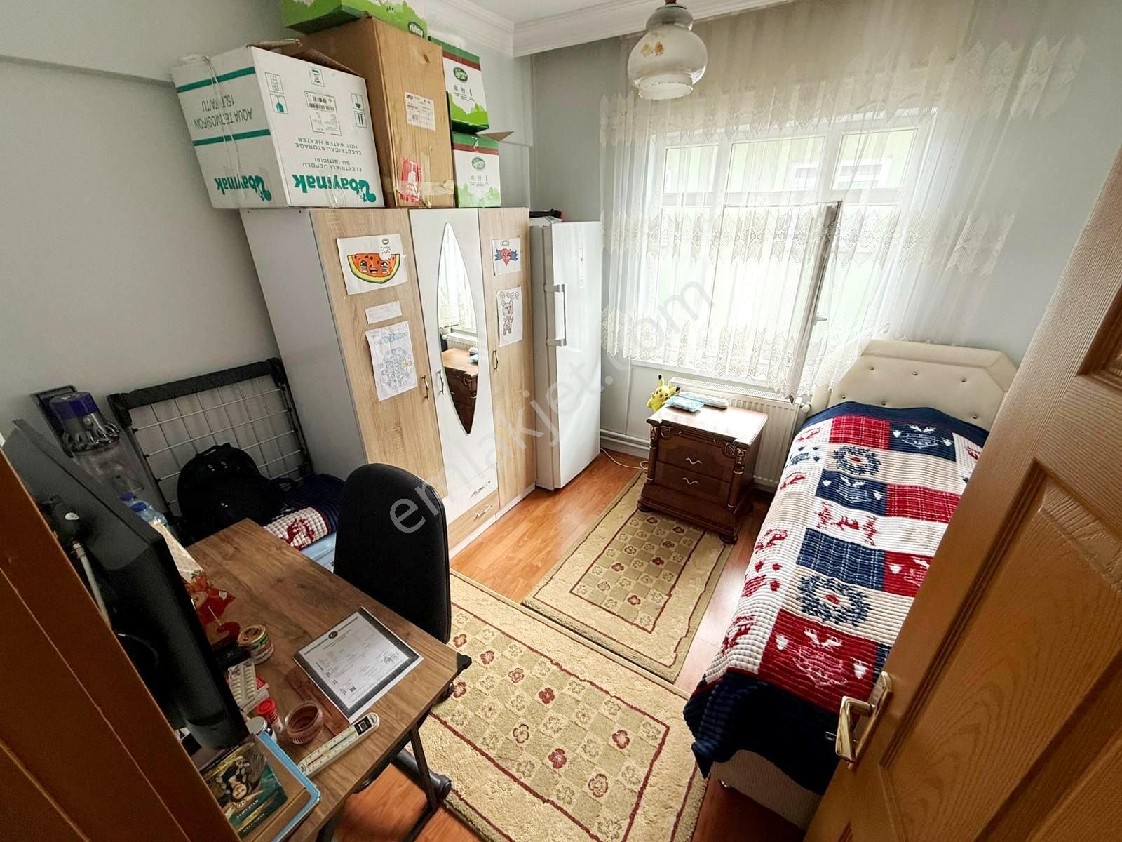 Uzman Emlak'dan Çiçekli Mh'de Yunusemre Cadde Yakını Katta Isı Yalıtımlı Full Yapılı 3+1 Daire - Görsel 16