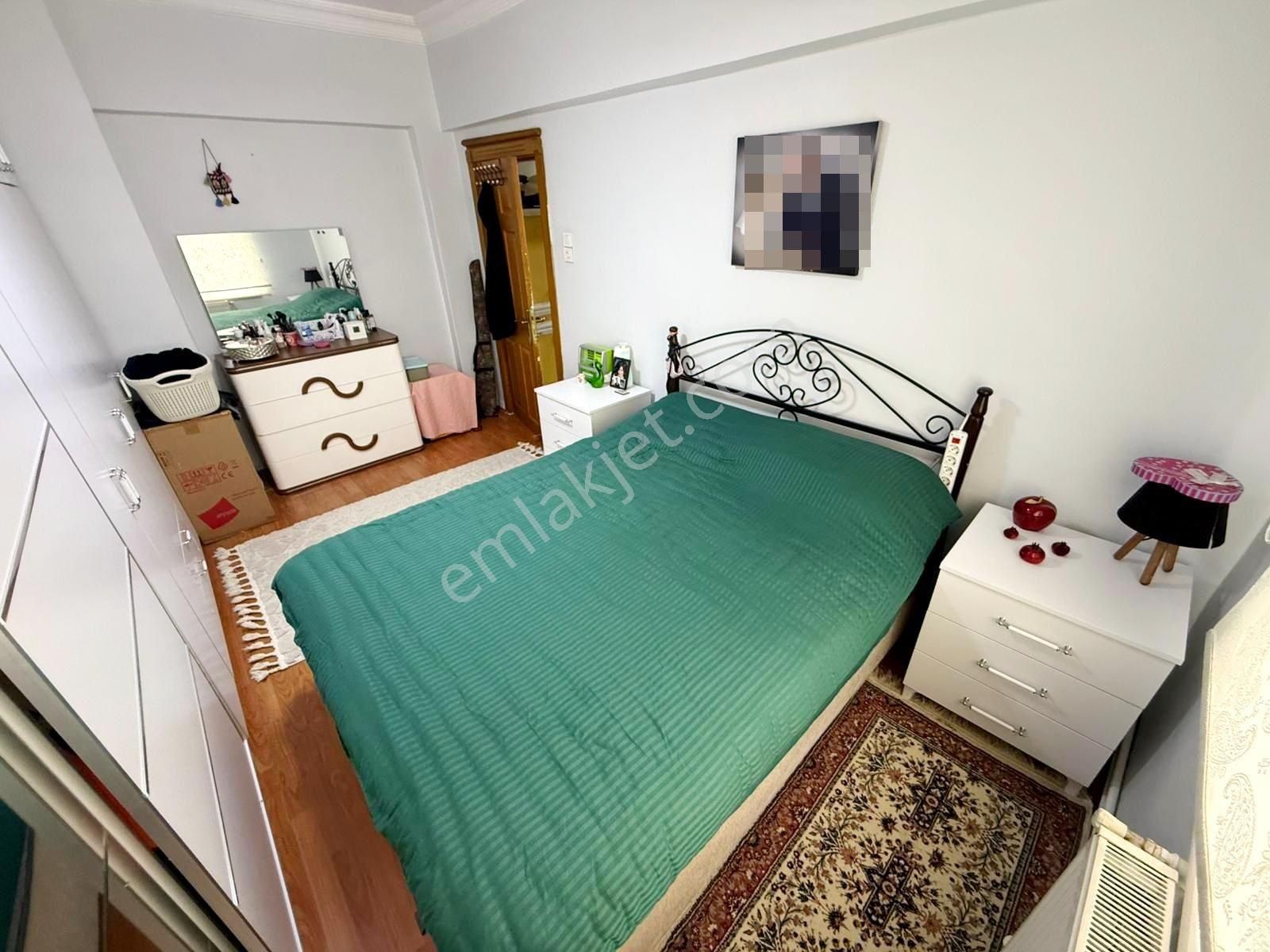 Uzman Emlak'dan Çiçekli Mh'de Yunusemre Cadde Yakını Katta Isı Yalıtımlı Full Yapılı 3+1 Daire - Görsel 11