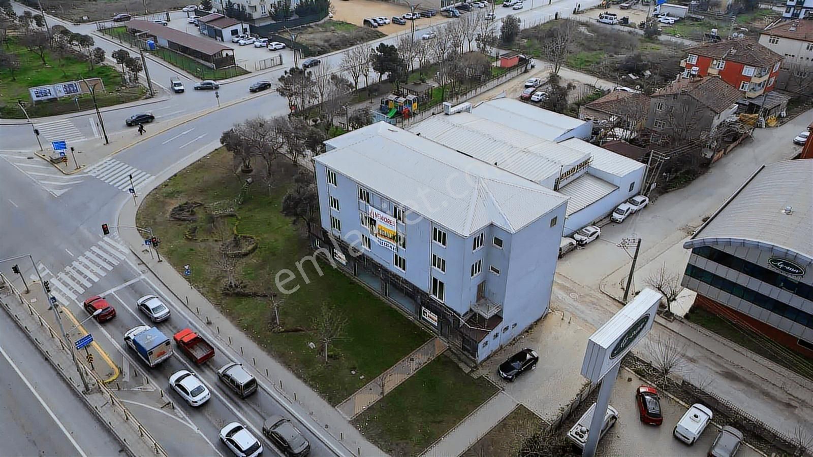 Gebze E5 Cepheli Kiralık Bina - Görsel 4