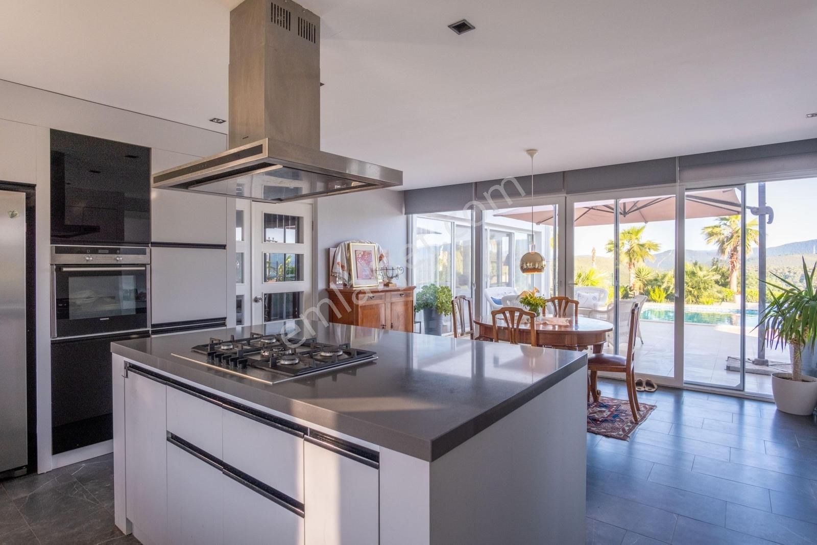 Adabükü Panoramik Deniz Ve Koy Manzaralı Satılık Müstakil Villa - Görsel 21