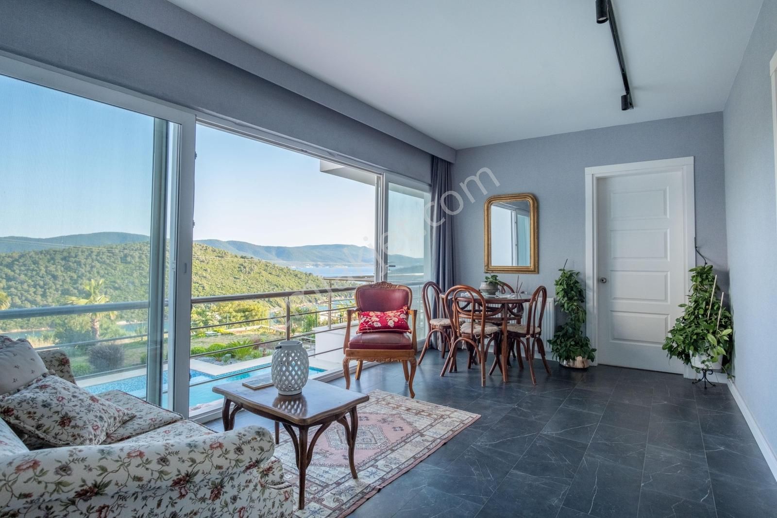 Adabükü Panoramik Deniz Ve Koy Manzaralı Satılık Müstakil Villa - Görsel 14