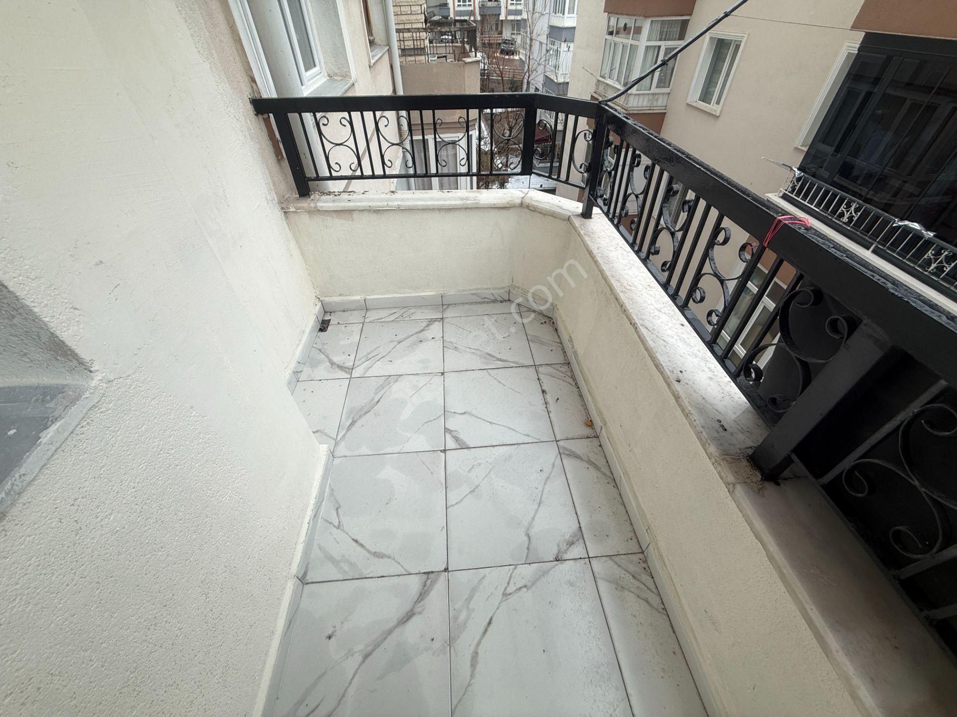 Ufuk Kılıç Emlak'tan Şık Dizayn Edilmiş 1.katta G.cephe 3+1 Daire - Görsel 5