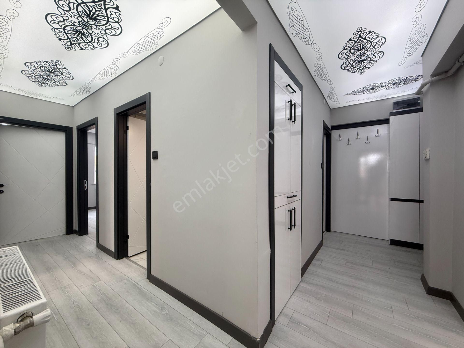 Ufuk Kılıç Emlak'tan Şık Dizayn Edilmiş 1.katta G.cephe 3+1 Daire - Görsel 29