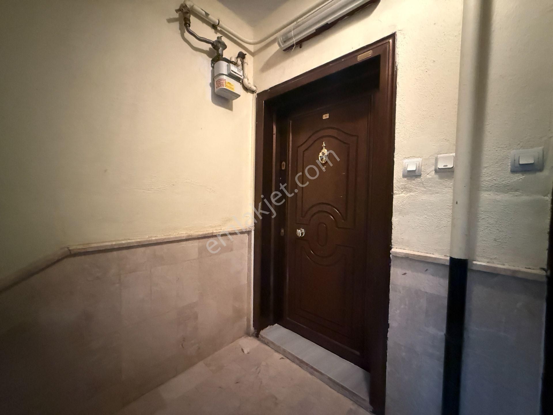 Ufuk Kılıç Emlak'tan Şık Dizayn Edilmiş 1.katta G.cephe 3+1 Daire - Görsel 30