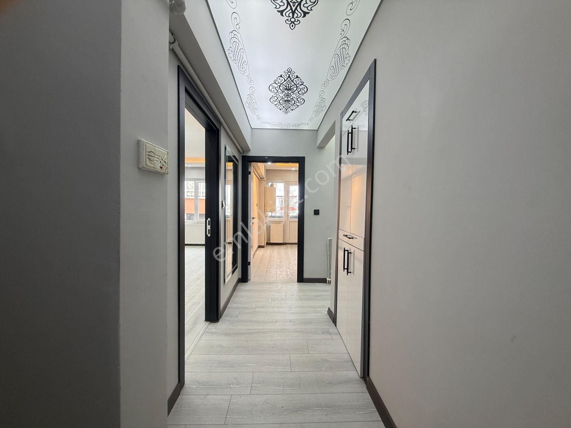 Ufuk Kılıç Emlak'tan Şık Dizayn Edilmiş 1.katta G.cephe 3+1 Daire - Görsel 27