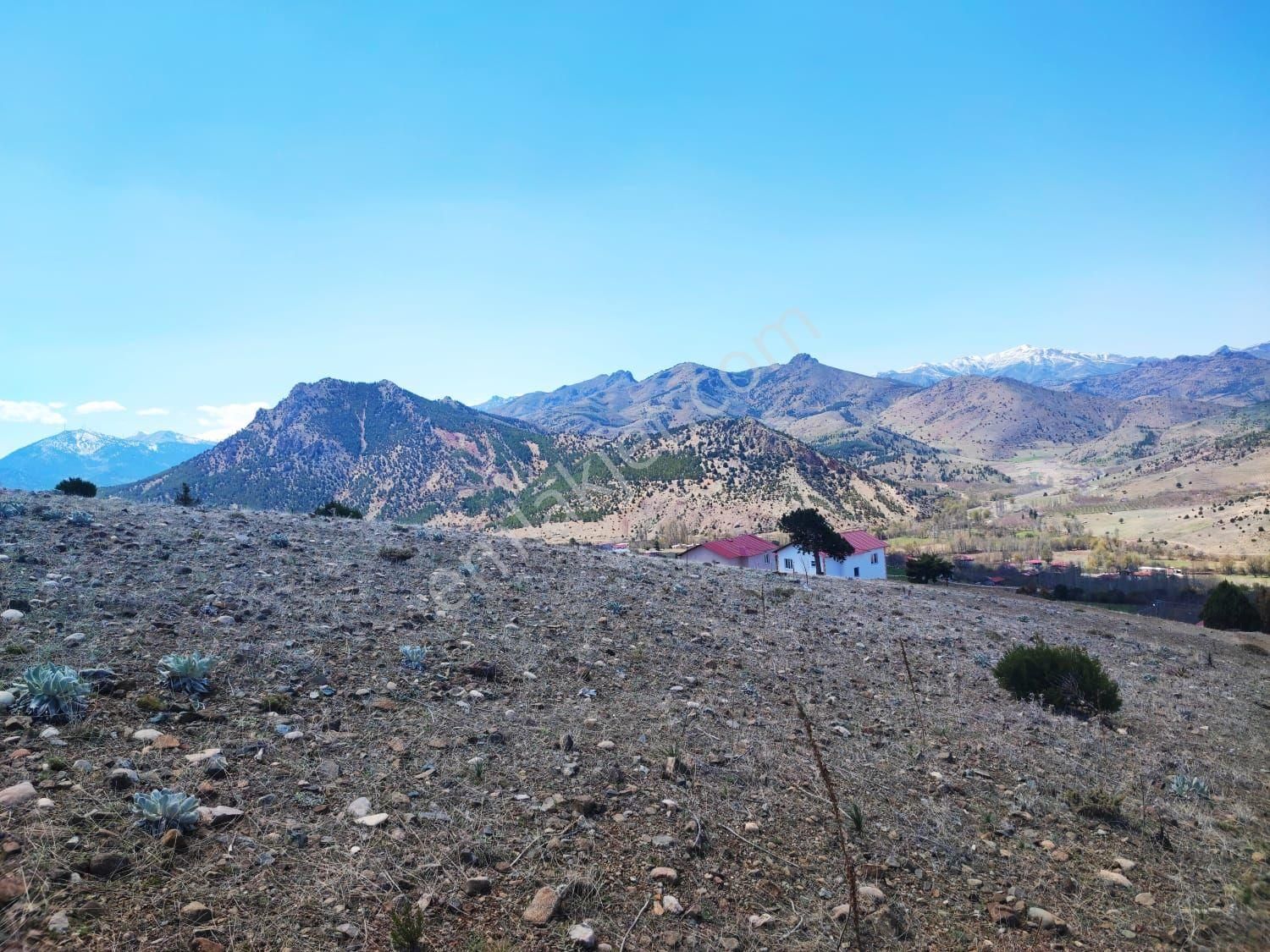 Pozantı Kar Emlak Tan Aşçıbekirli Fenese Mevkiinde Yaylalık 400 M2 Satılık Arsa - Görsel 27