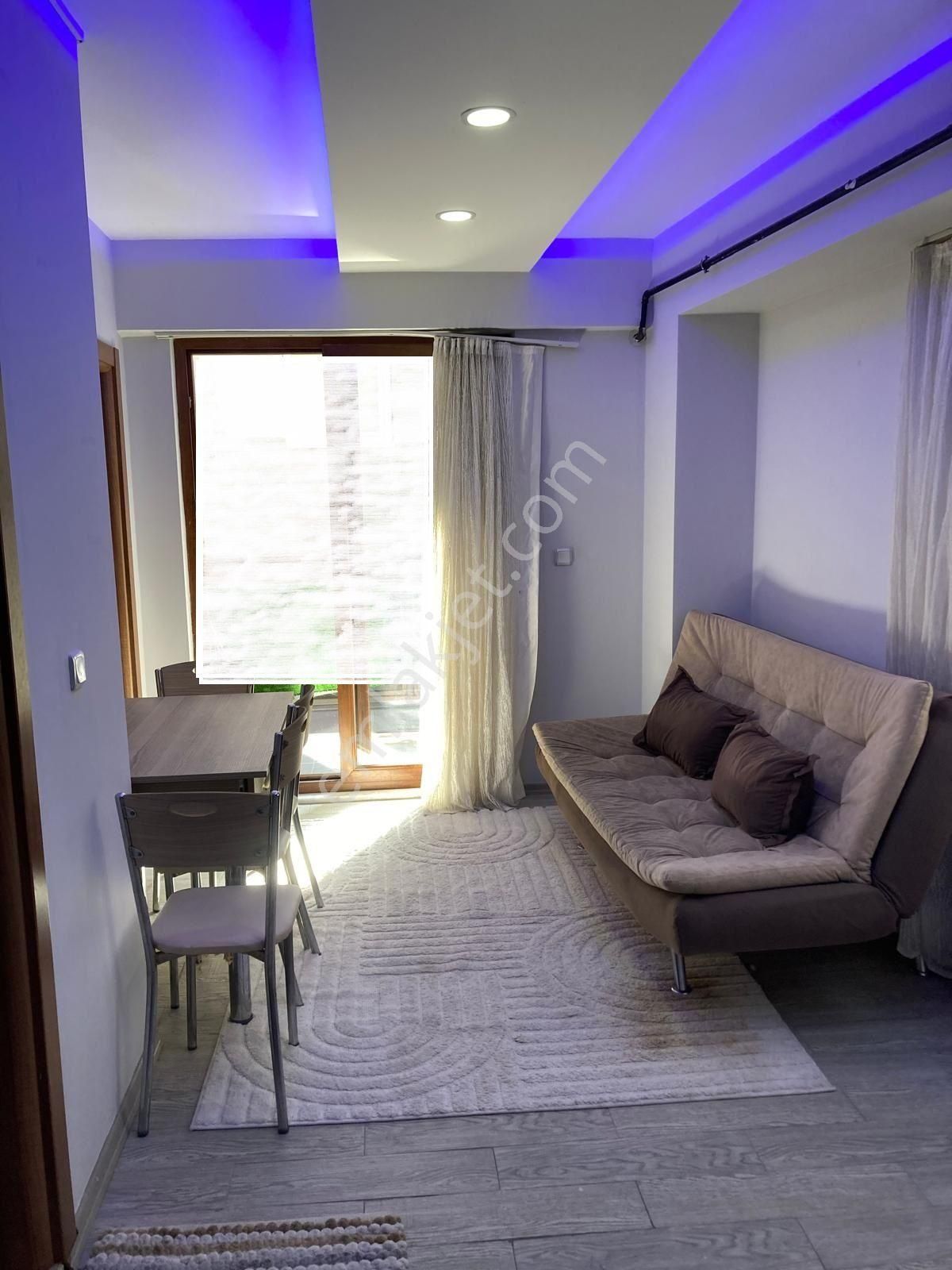 Ender Uysal Gayrimenkulden Üniversiteye Yakın Asansörlü Balkonlu 1+1 Satılkık Apart... - Görsel 4