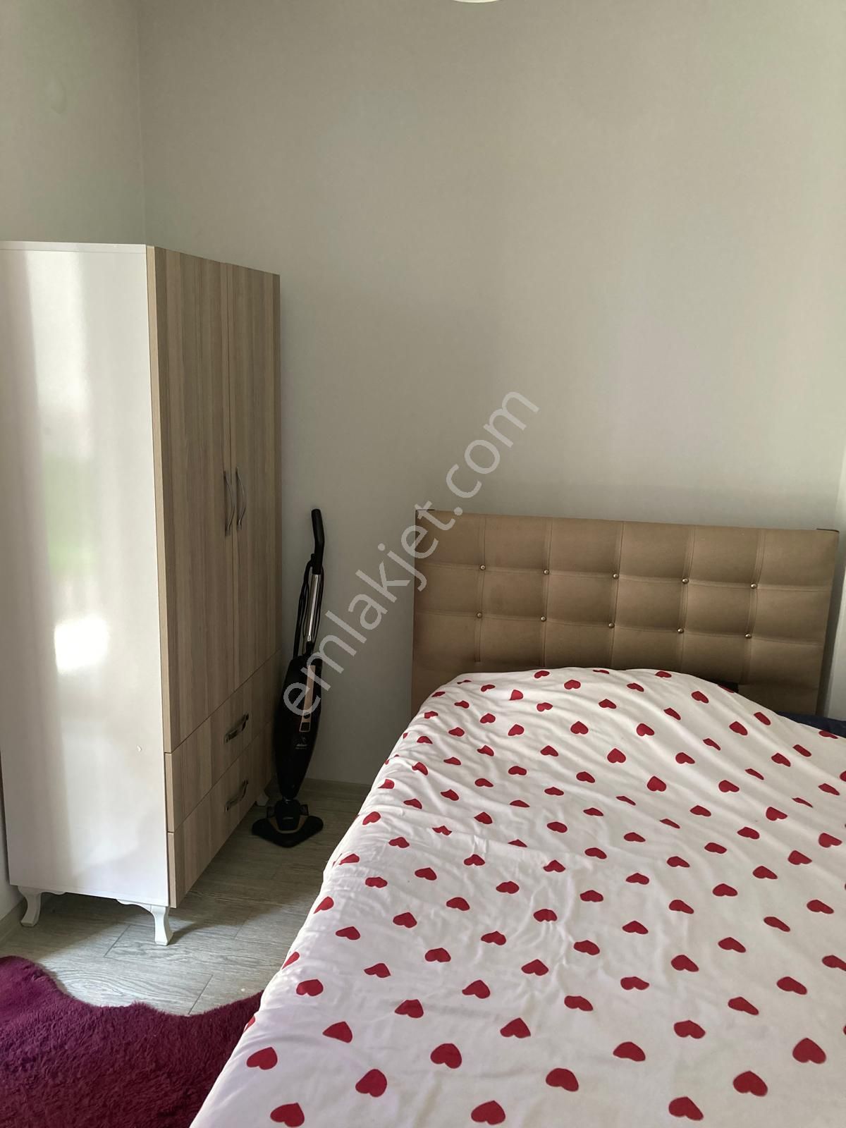 Ender Uysal Gayrimenkulden Üniversiteye Yakın Asansörlü Balkonlu 1+1 Satılkık Apart... - Görsel 6