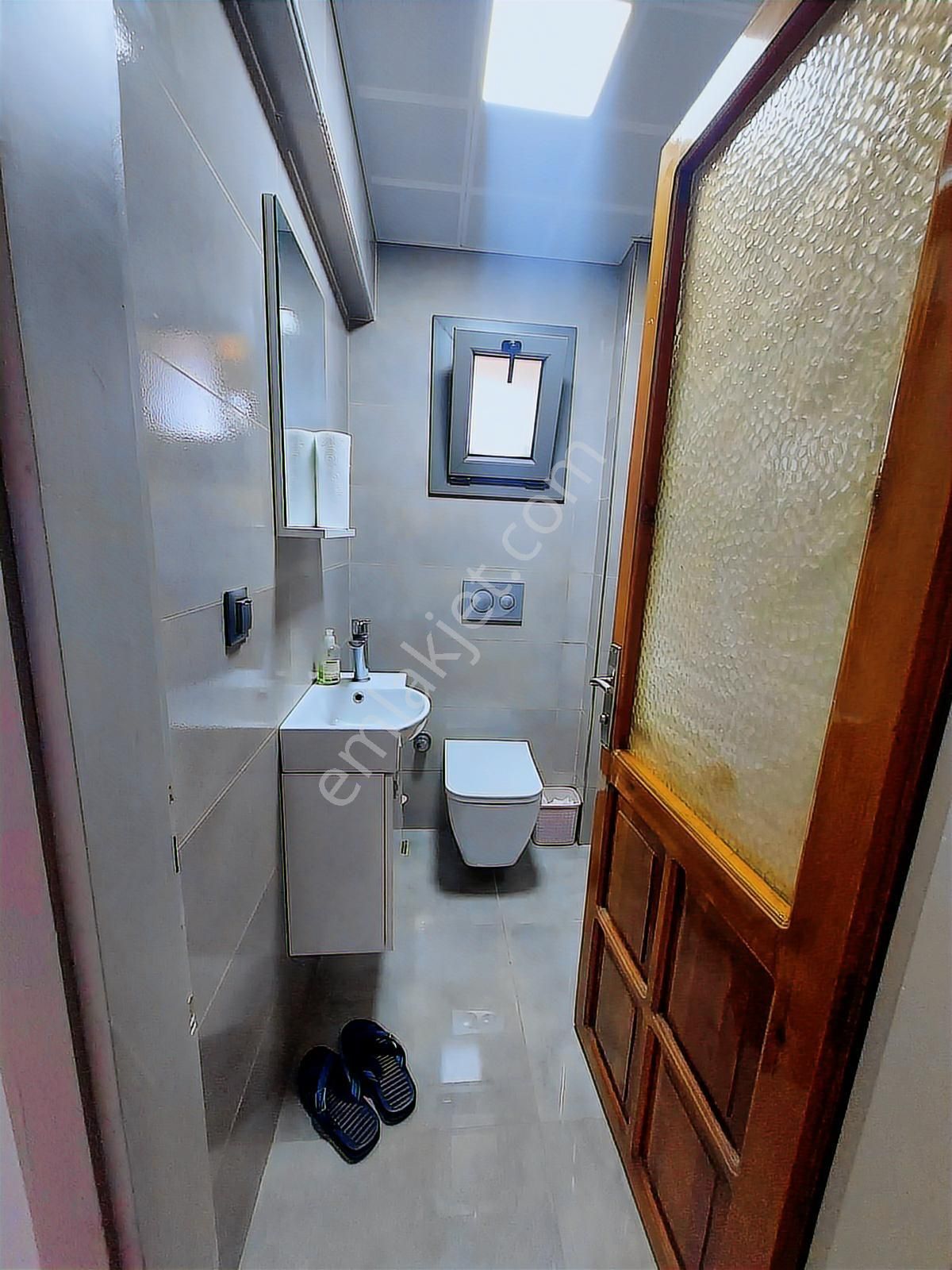 Çeşme Yalı'da Müstakil Bahçeli Satılık 4+1 Villa (denize Yakın) - Görsel 2