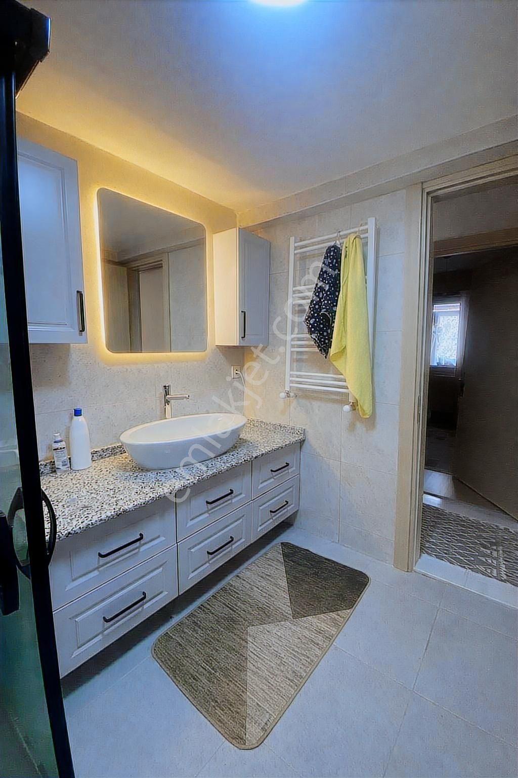 Karabağlar Adnan Süvaride 3+1 Satılık Daire - Görsel 11