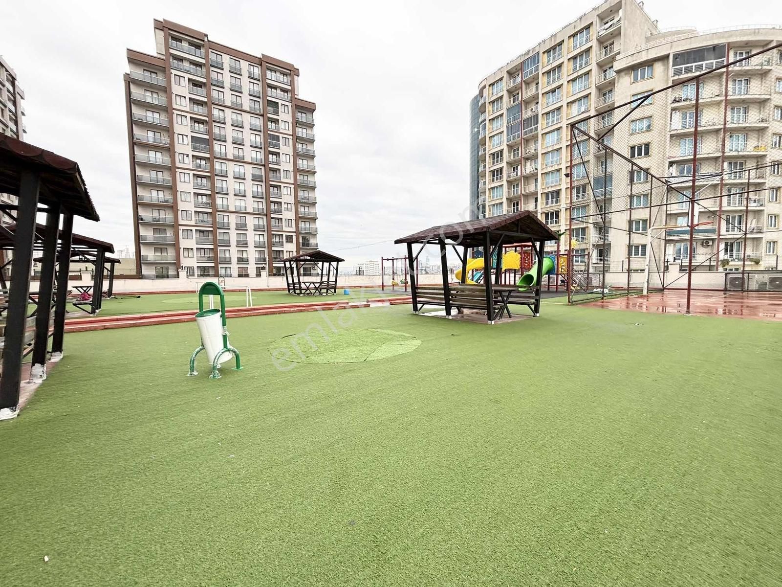 Pınar Mah Esila Kent Sitesi Ebeveynli Kiralık 2+1 Forent