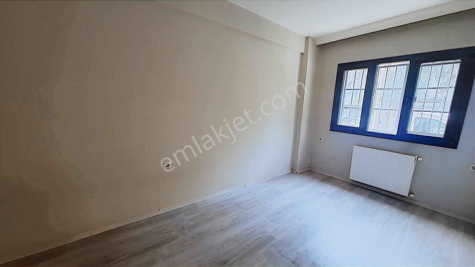 Ege Üniversite Hastanesi Karşısı 1+1 Kiralık Daire - Görsel 26