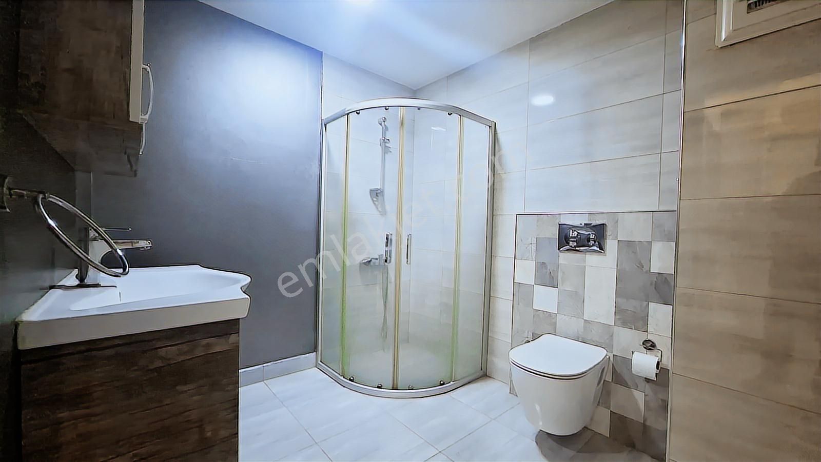 Ege Üniversite Hastanesi Karşısı 1+1 Kiralık Daire - Görsel 33
