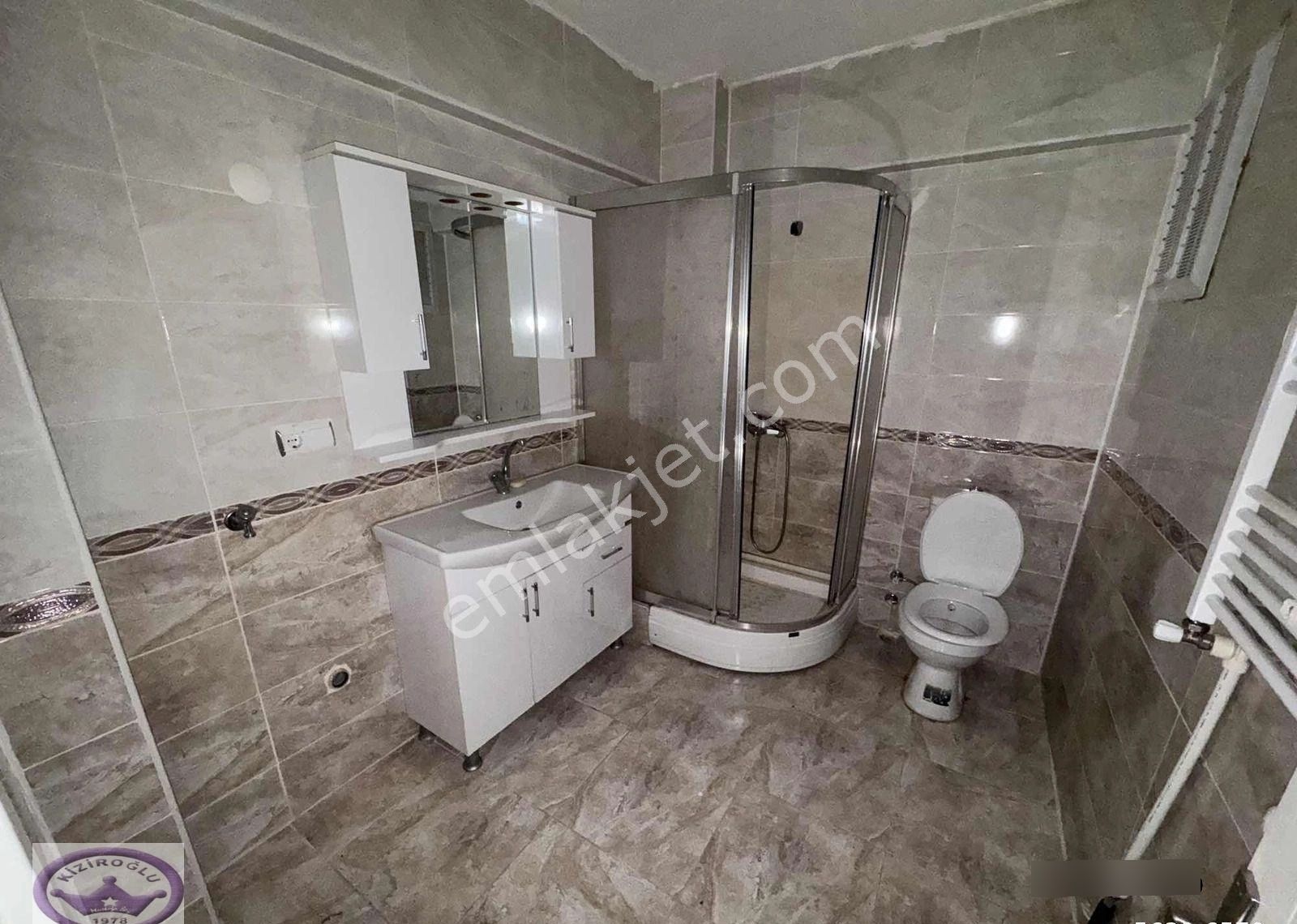 Merkezi Konumda Asansörlü Genç Binada Kombili 2+1 - Görsel 12