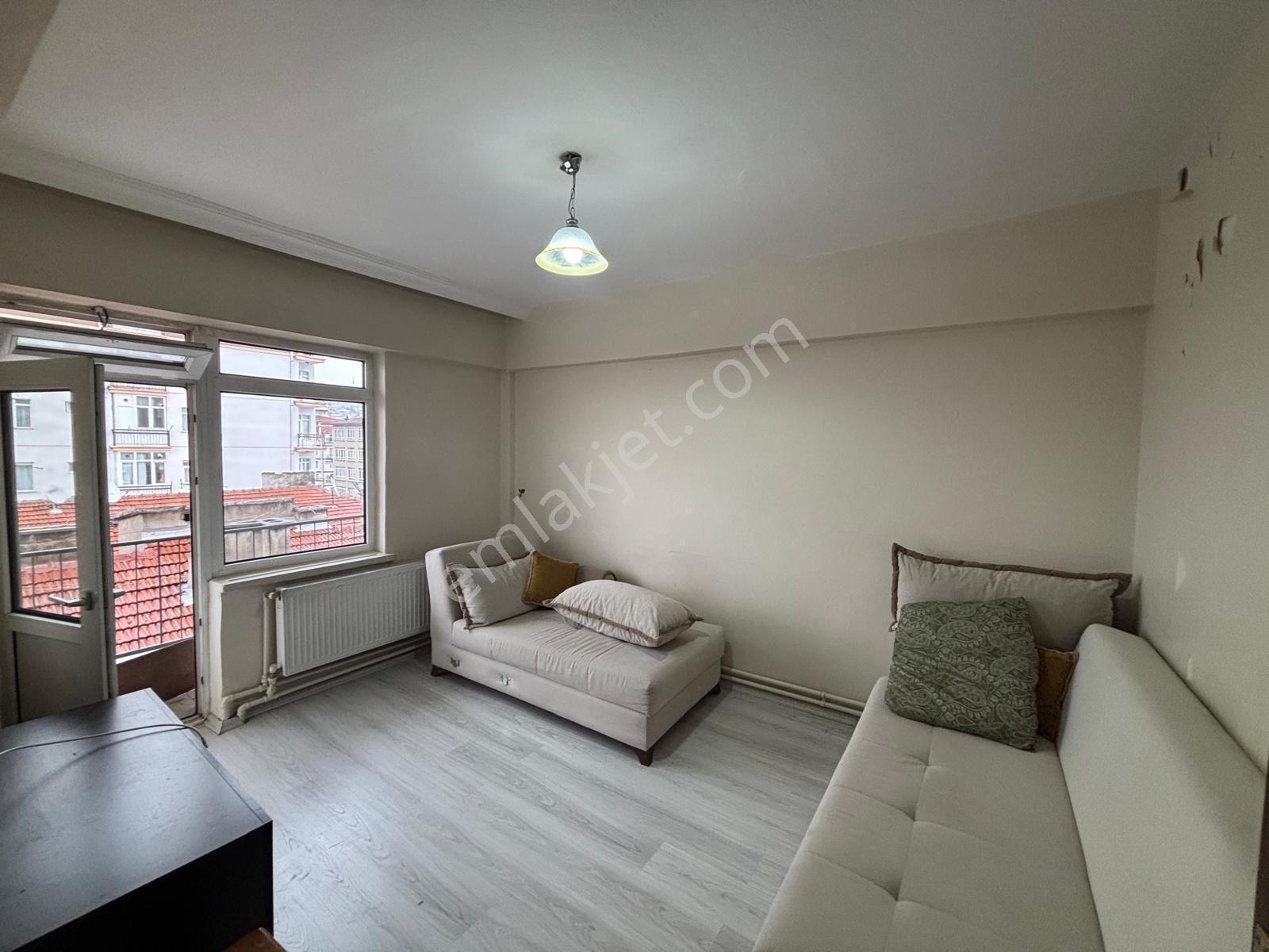 Demetevler Metroya 3 Dk, İçi Yapılı 3+1 Satılık 135 M² Daire - Görsel 8
