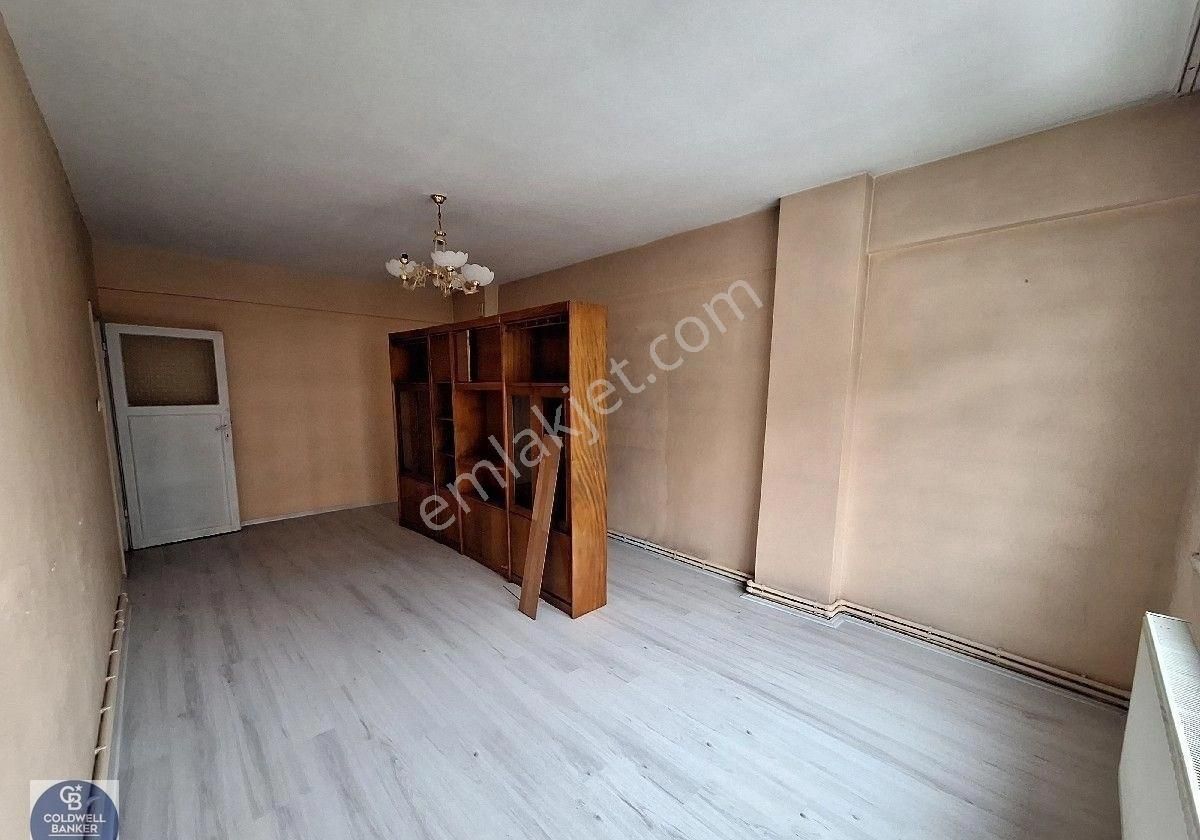 Alemdağ Çatalmeşe Mah.kiralık 2+1 Daire - Görsel 6