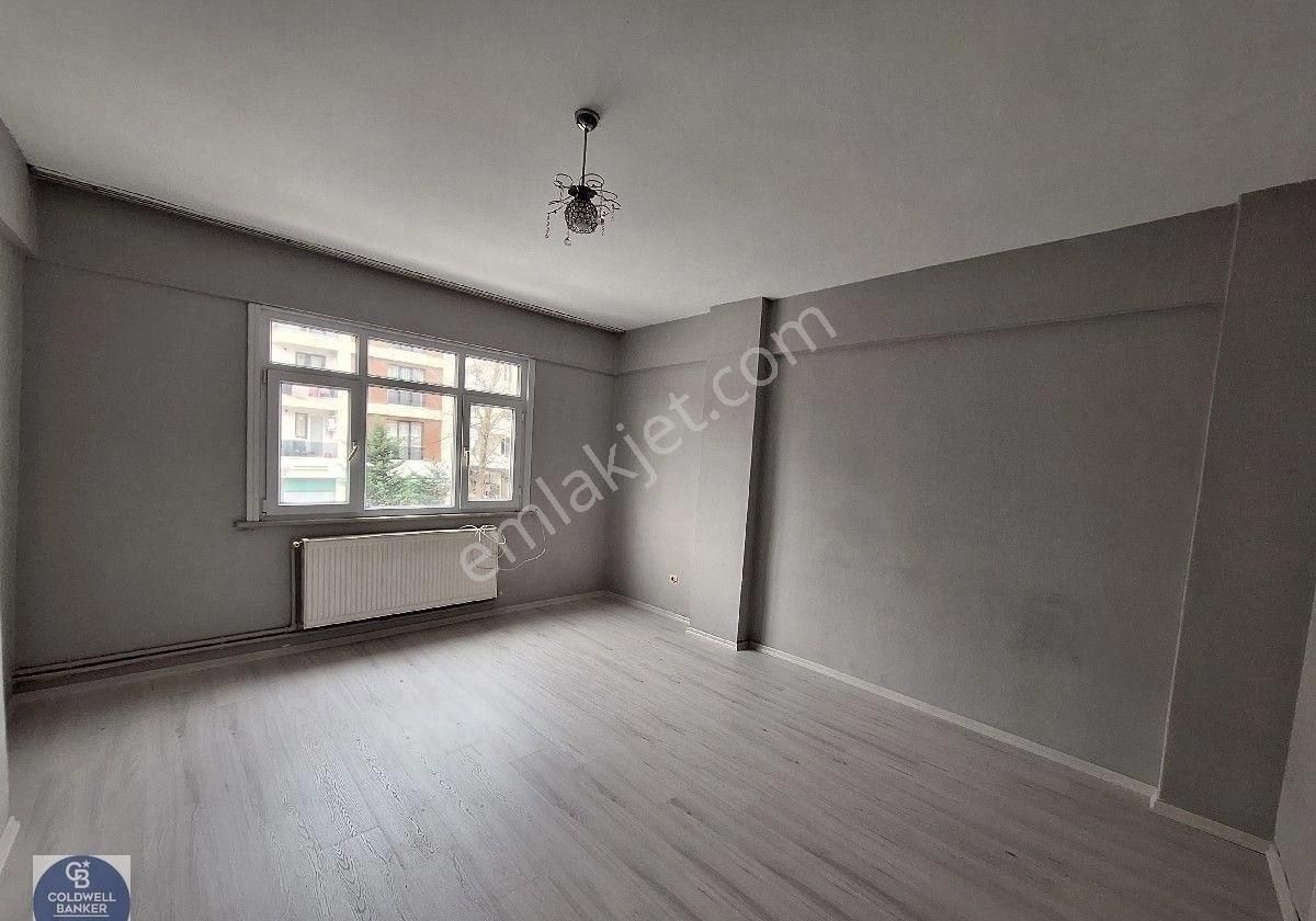 Alemdağ Çatalmeşe Mah.kiralık 2+1 Daire - Görsel 3