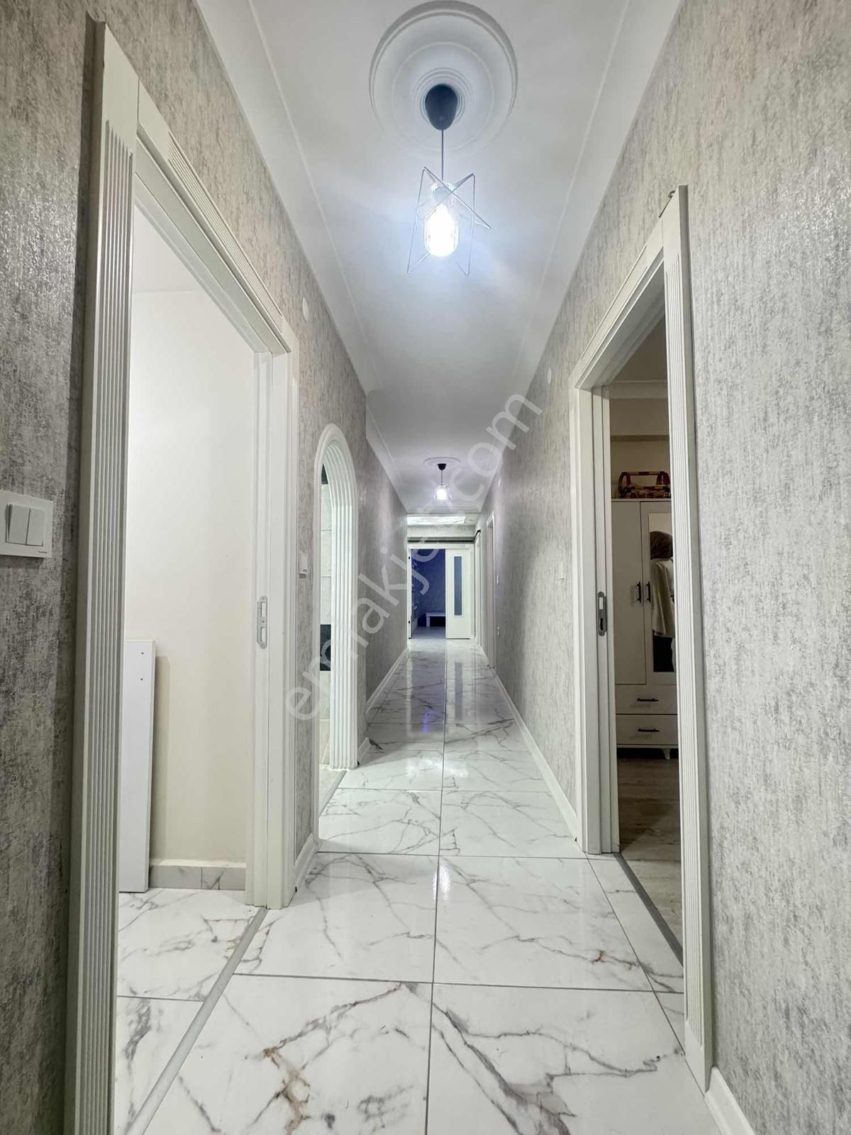 Yatırım'dan 3+1 Yerden Isıtma 140m2 4.kat At Çiftliği Mevki Full - Görsel 9