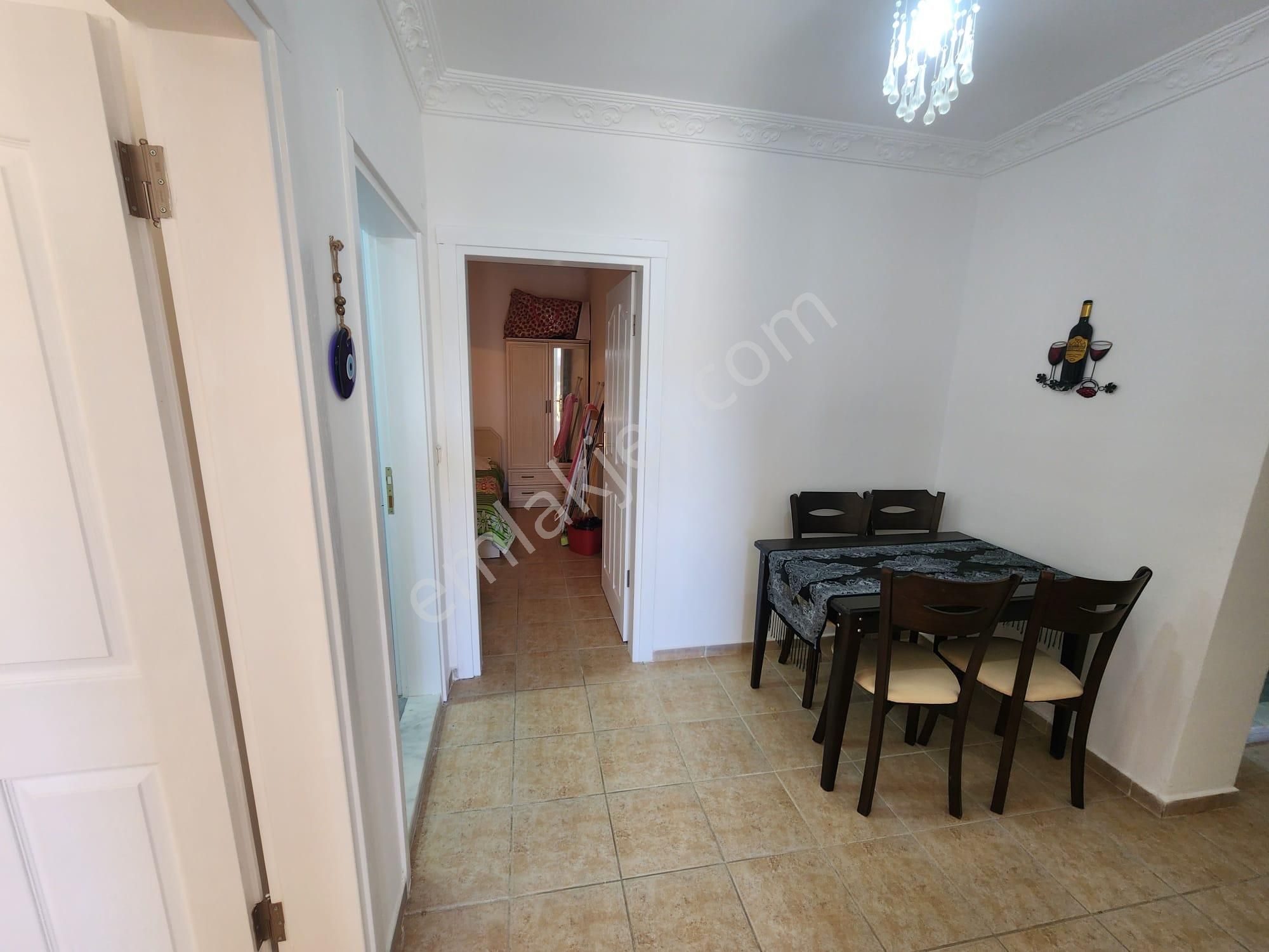 İngilizden Acil Satılık Site İçerisinde 3+1 Eşyalı Geniş Balkonlu Havuzlu Daire - Görsel 17