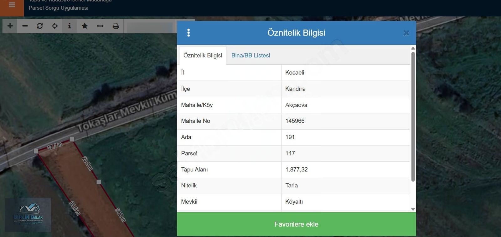Ana Asfalt Yola 18 Metre Cepheli Yerleşim Kenarı Toprağı İyi
