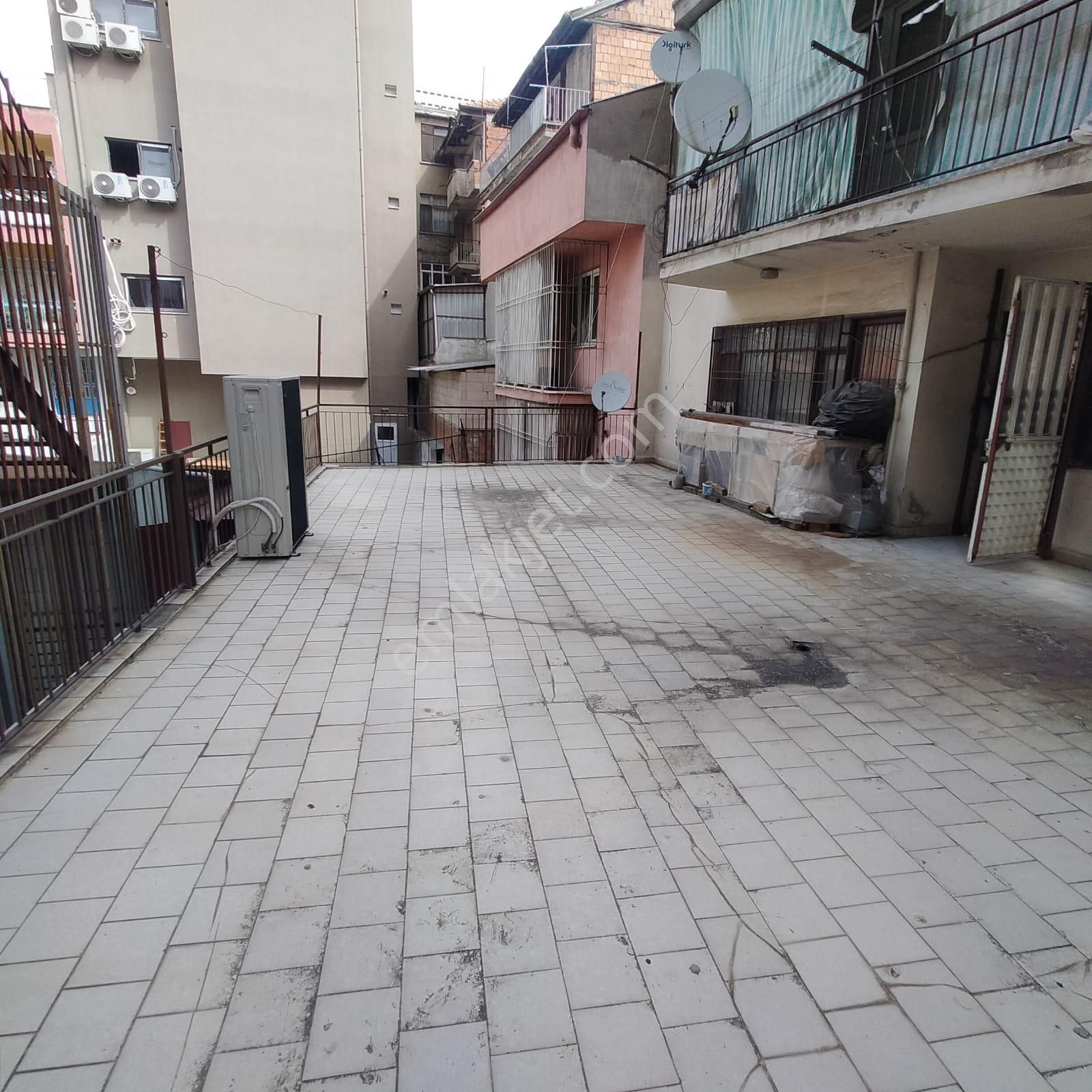 Ender Uysal Gayrimenkulden Garaja Yakın 150 M2 3+1 Satılık Daire.. - Görsel 14