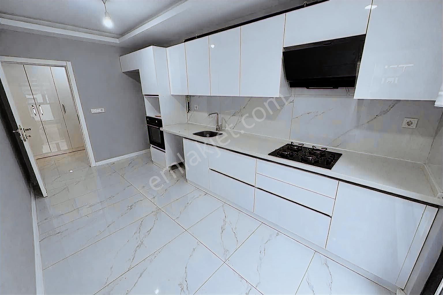 Kayapa 30 Ağustos Zafer Mahallesi Kiralık Daire 3+1 Arakat - Görsel 9