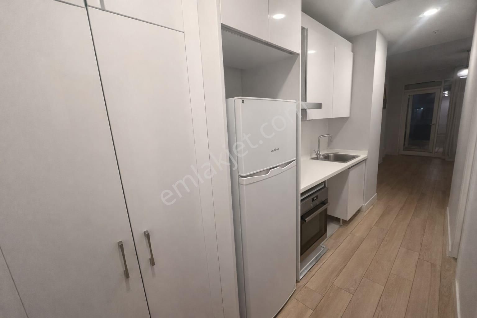 Kartal İstmarina' Da Geniş Teraslı Deniz Manzaralı Stüdyo Daire - Görsel 17