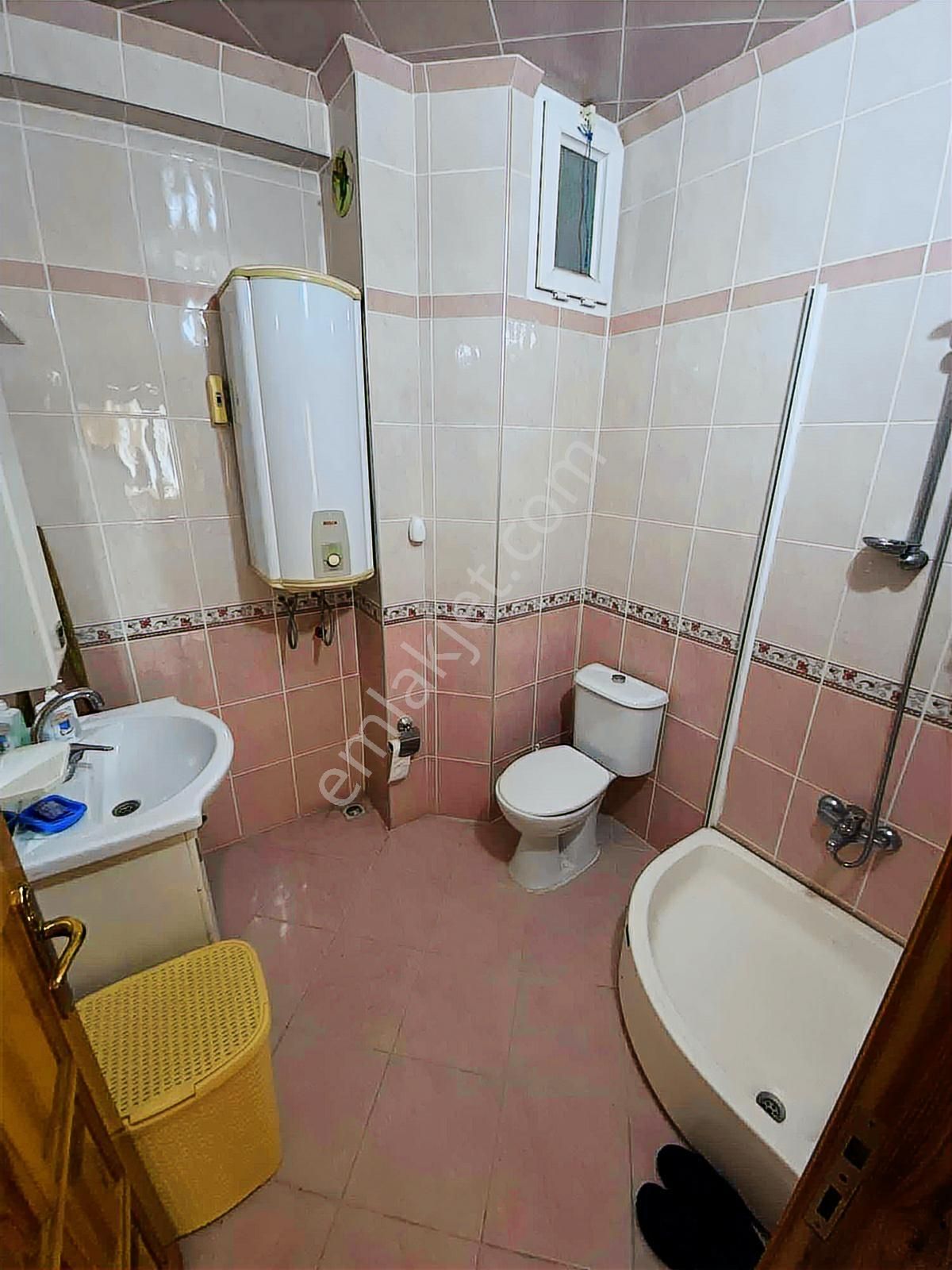 Trabzon Sürmenede İçi Temiz & Bakımlı Satılık Asansörlü Daire - Görsel 31