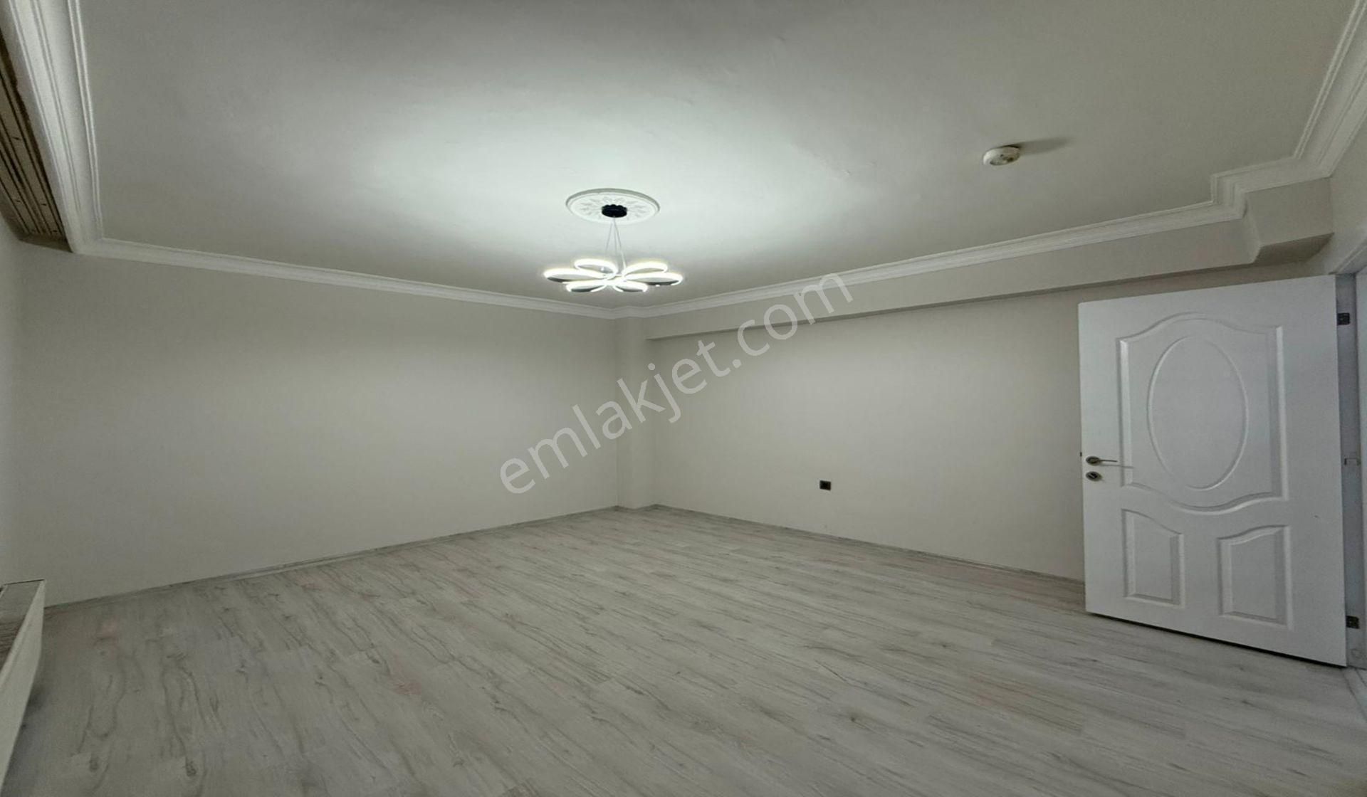 Yayla Vadi Parkı Yakını 3+1 Giriş Kat Lüks Yapılı - Görsel 13