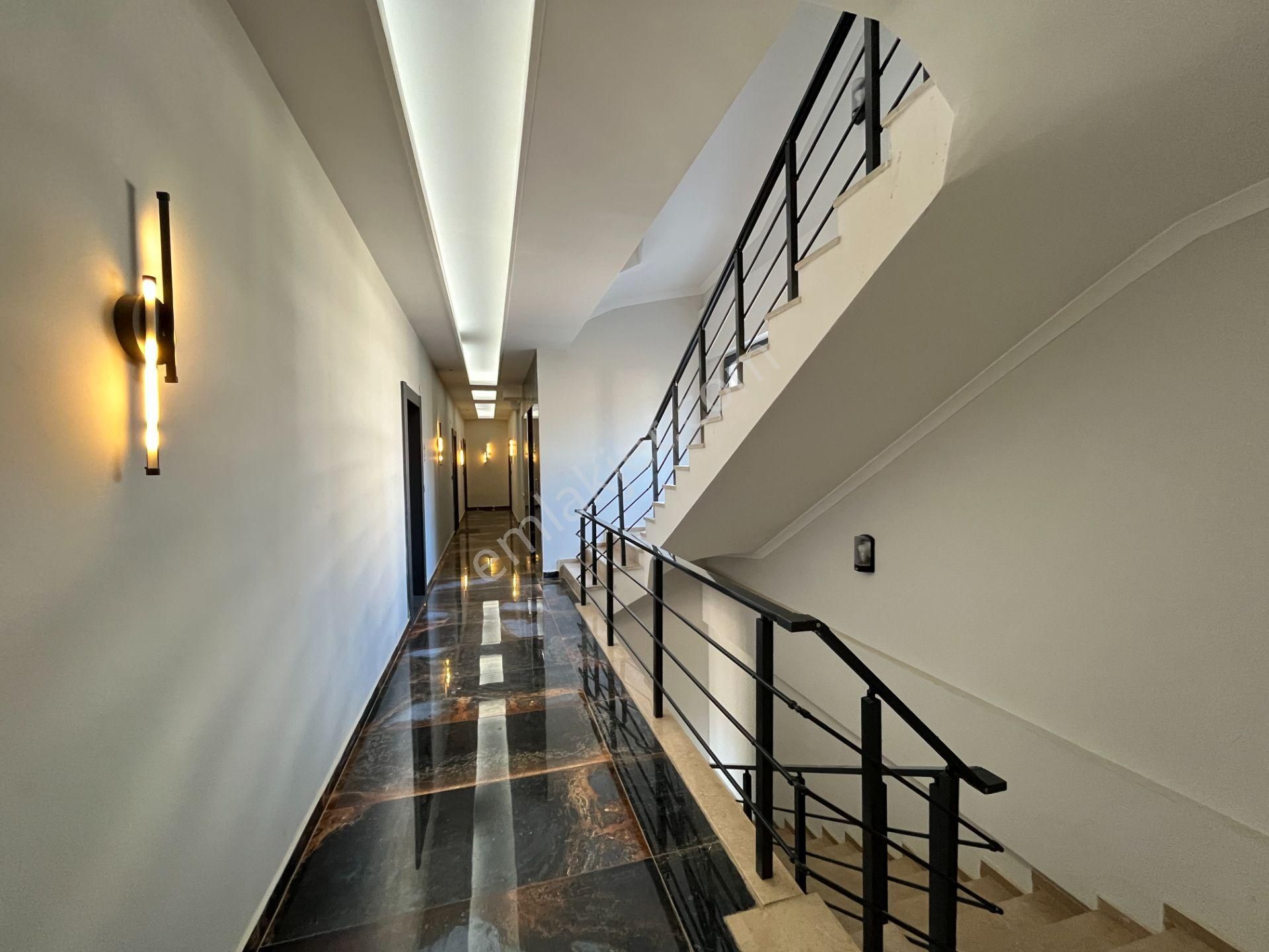 Oba Mahallesin Aktiviteli Sitede 1+1 Eşyalı Kiralık Daire - Görsel 11