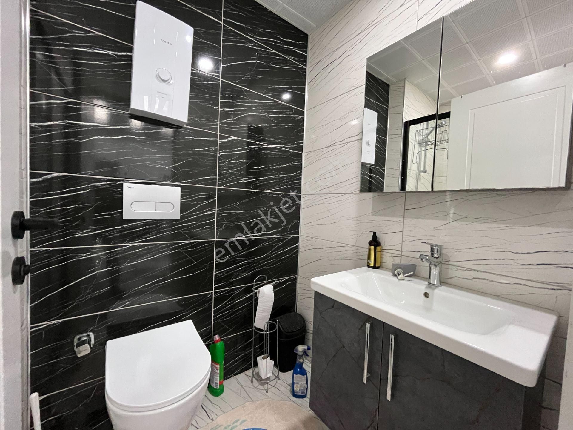 Oba Mahallesin Aktiviteli Sitede 1+1 Eşyalı Kiralık Daire - Görsel 17