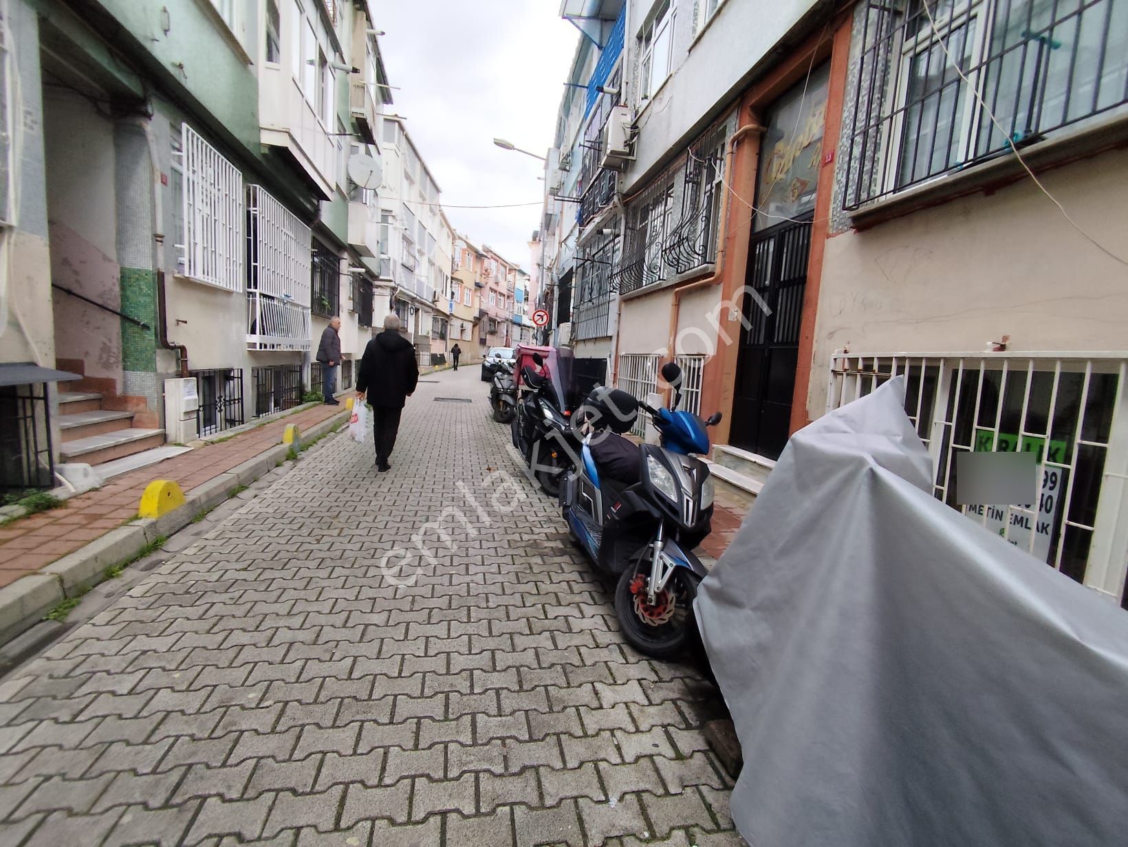 Kocamustafapaşa Alifakih Camii Sok 2+1 Çıftcephe Bahcelı Satilik Daire - Görsel 24