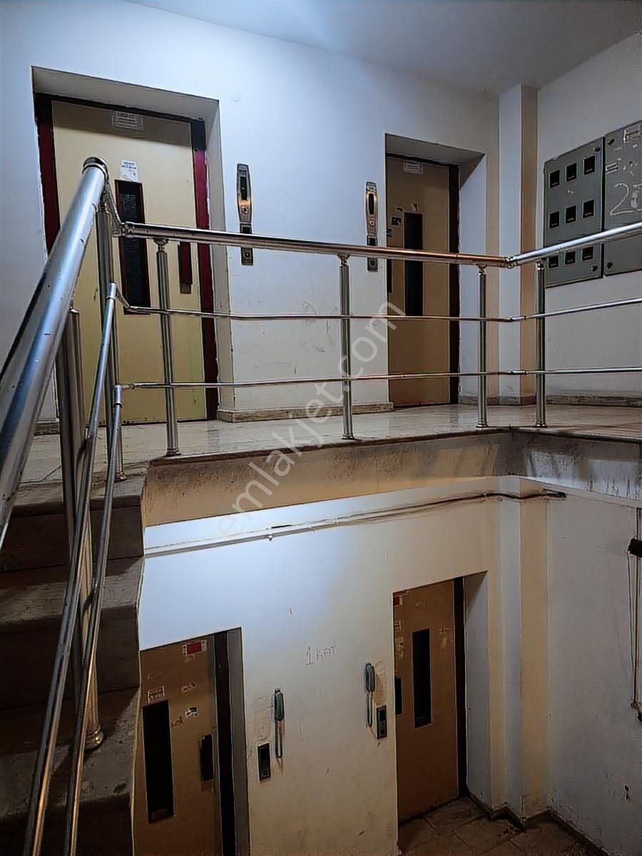 Kayalardan Görüklede İyi Konum Kiracılı 2+1 Daire - Görsel 20