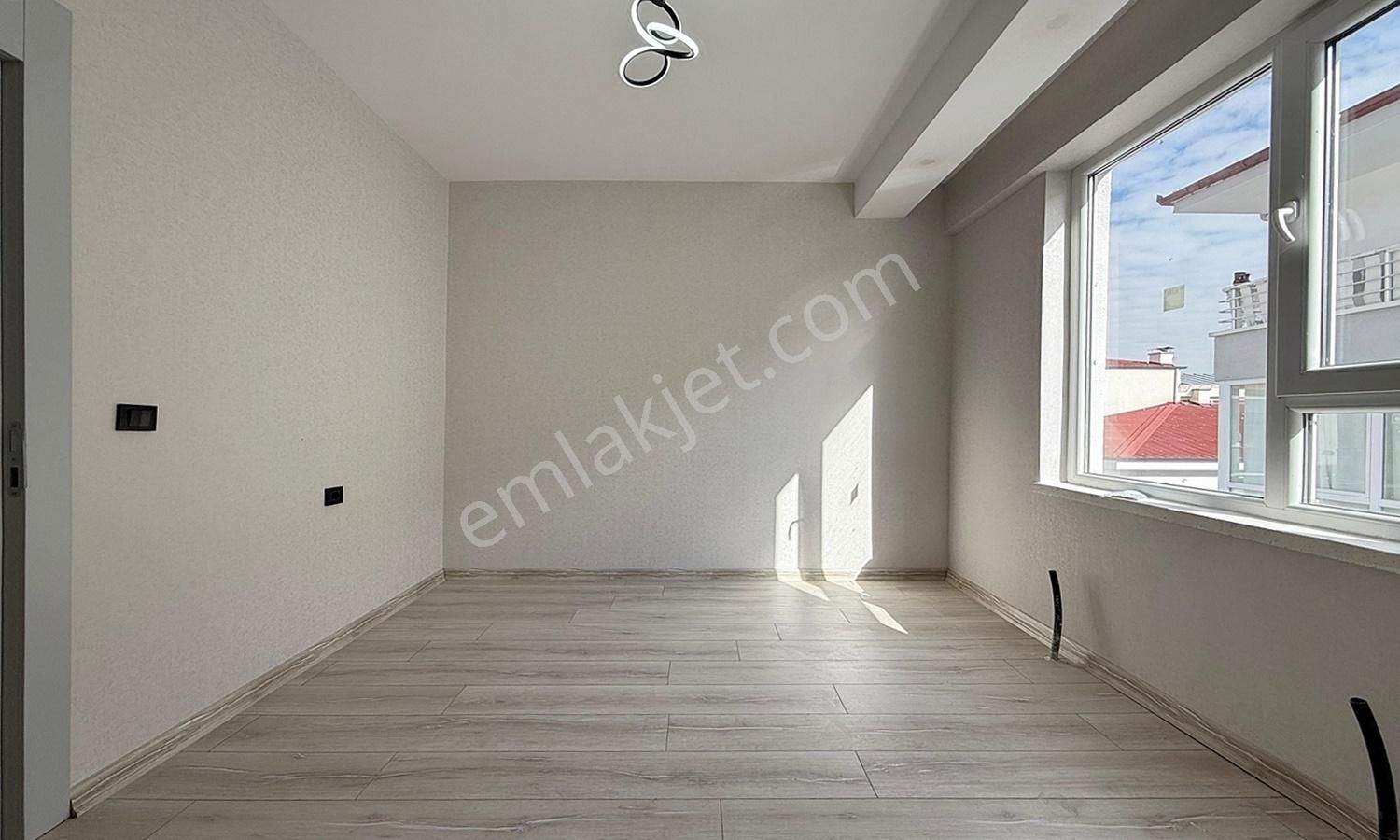 Yasa'dan Hisar'da 3+1 Giyinme Odalı E.banyolu Ful Yapılı Ara Kat - Görsel 32