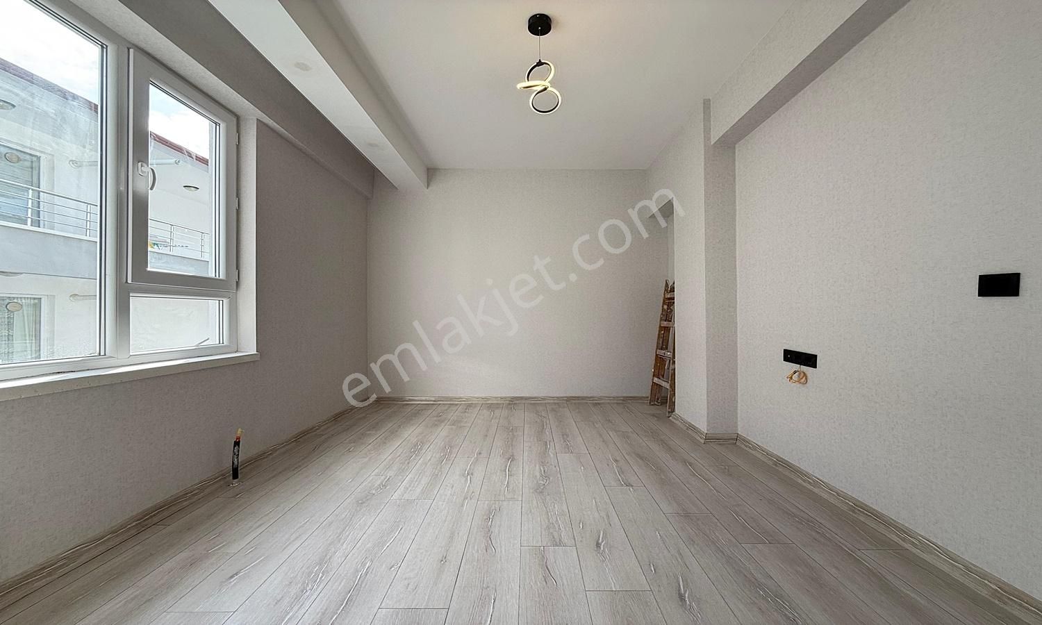 Yasa'dan Hisar'da 3+1 Giyinme Odalı E.banyolu Ful Yapılı Ara Kat - Görsel 5