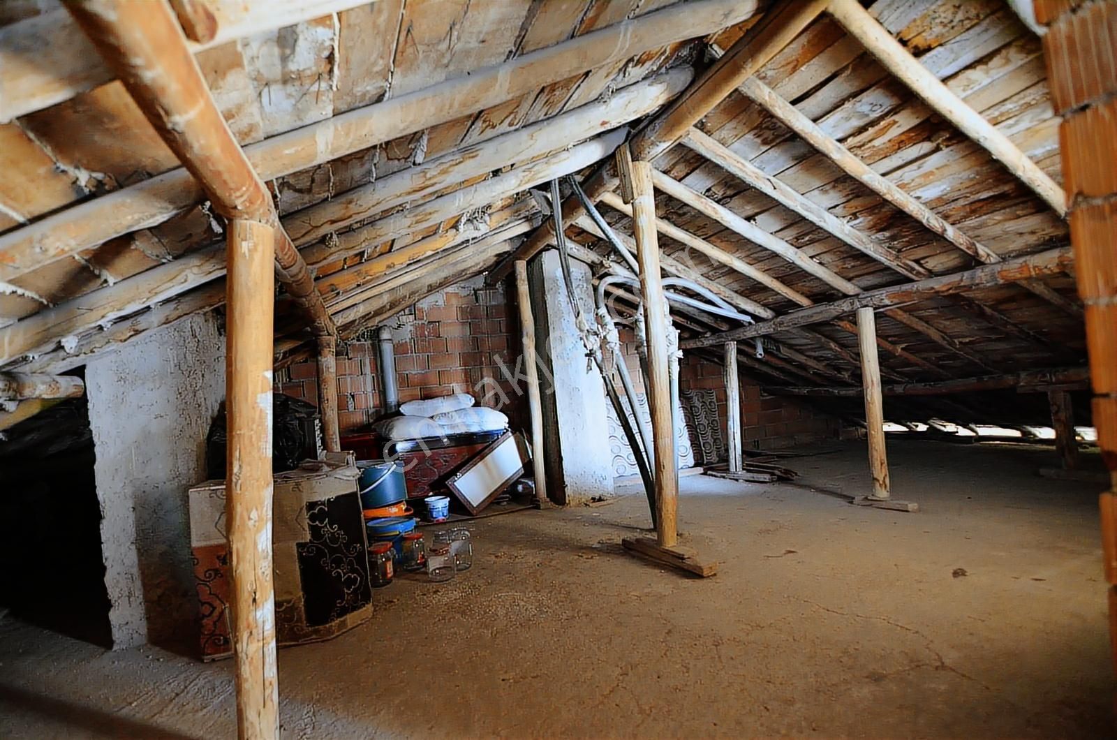 Talha Tozduman'dan Harmancık'ta Arsa Parasına Fırsat 2 Katlı Ev - Görsel 26