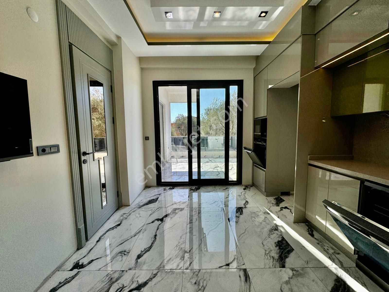 ✨akçay Ay Emlak'tan✨zeytinli'de Doğa İle İç İçe Geniş Bahçeli Satılık 5+1 Ultra Lüks Müstakil Villa - Görsel 18