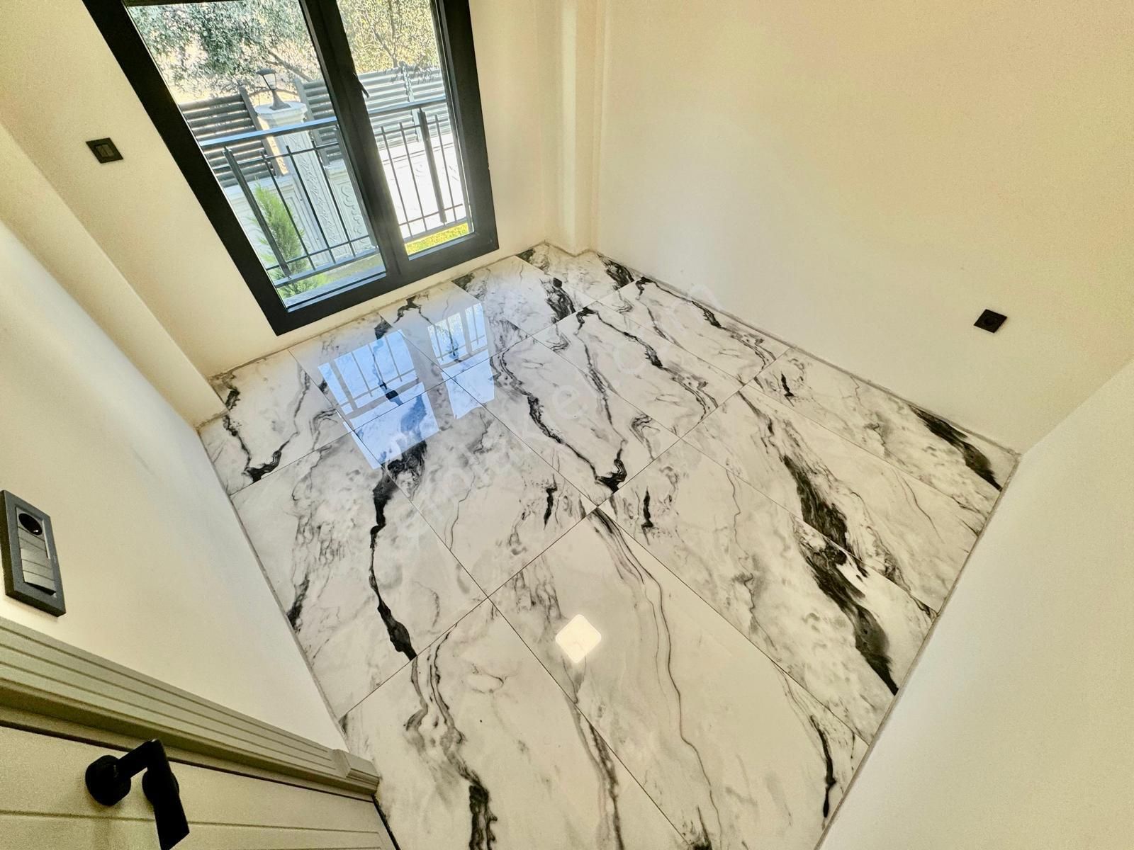 ✨akçay Ay Emlak'tan✨zeytinli'de Doğa İle İç İçe Geniş Bahçeli Satılık 5+1 Ultra Lüks Müstakil Villa - Görsel 19