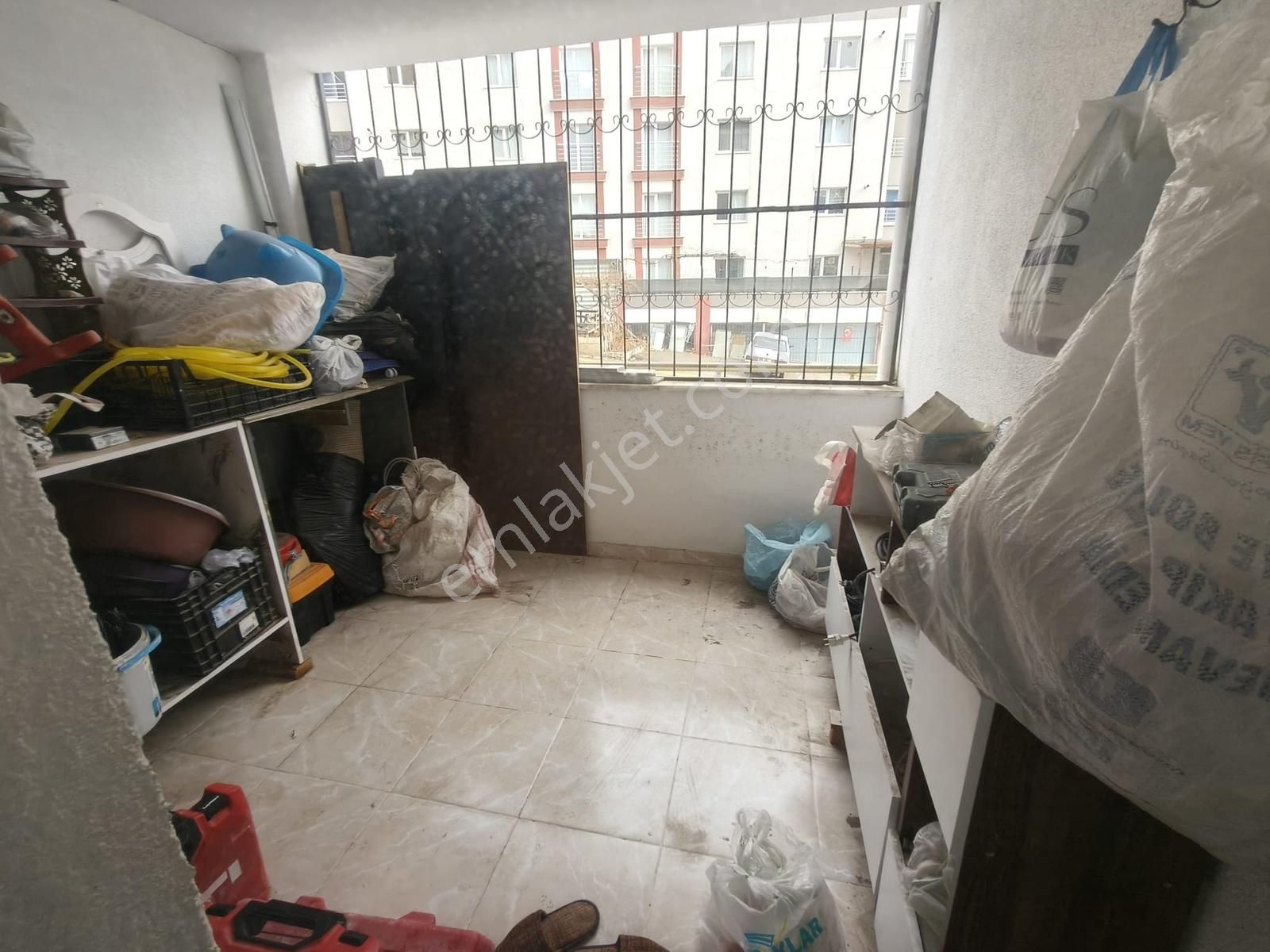 Yılmazer'den 1762 Caddede Köşebaşı Ön Cephe Masrafsız 3+1 Satlık - Görsel 14