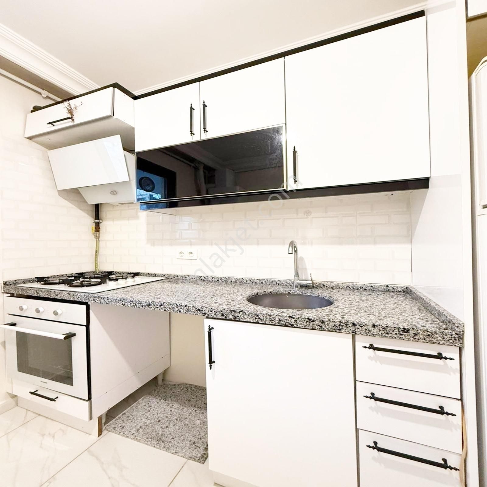 Çekmeköy Yapı Gayrimenkul'den Fırsat 1+1 Daire!!! - Görsel 14