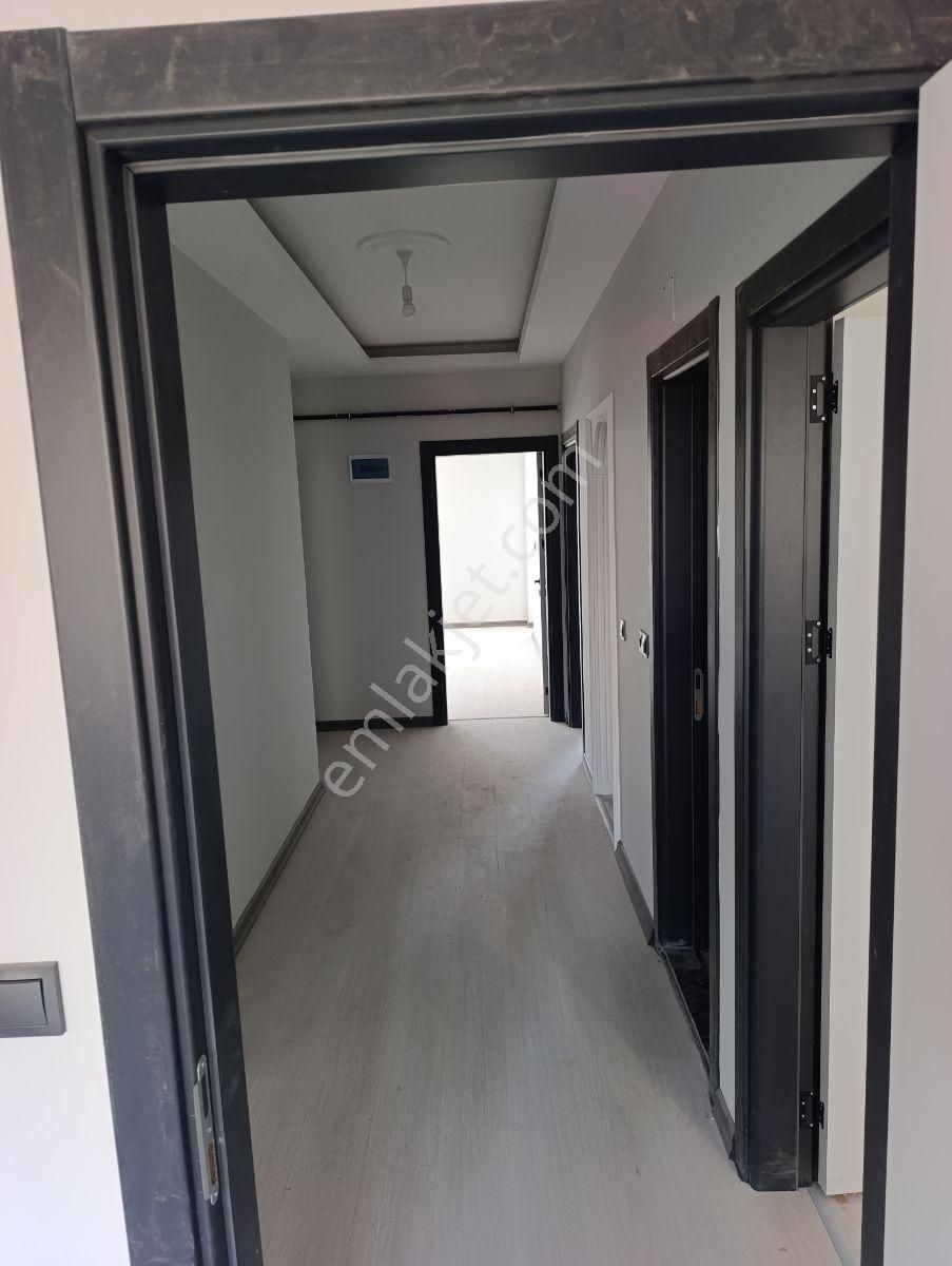 İnegöl Akhisar Mahallesi 160 M² Geniş Ve Kullanışlı Daire - Görsel 8