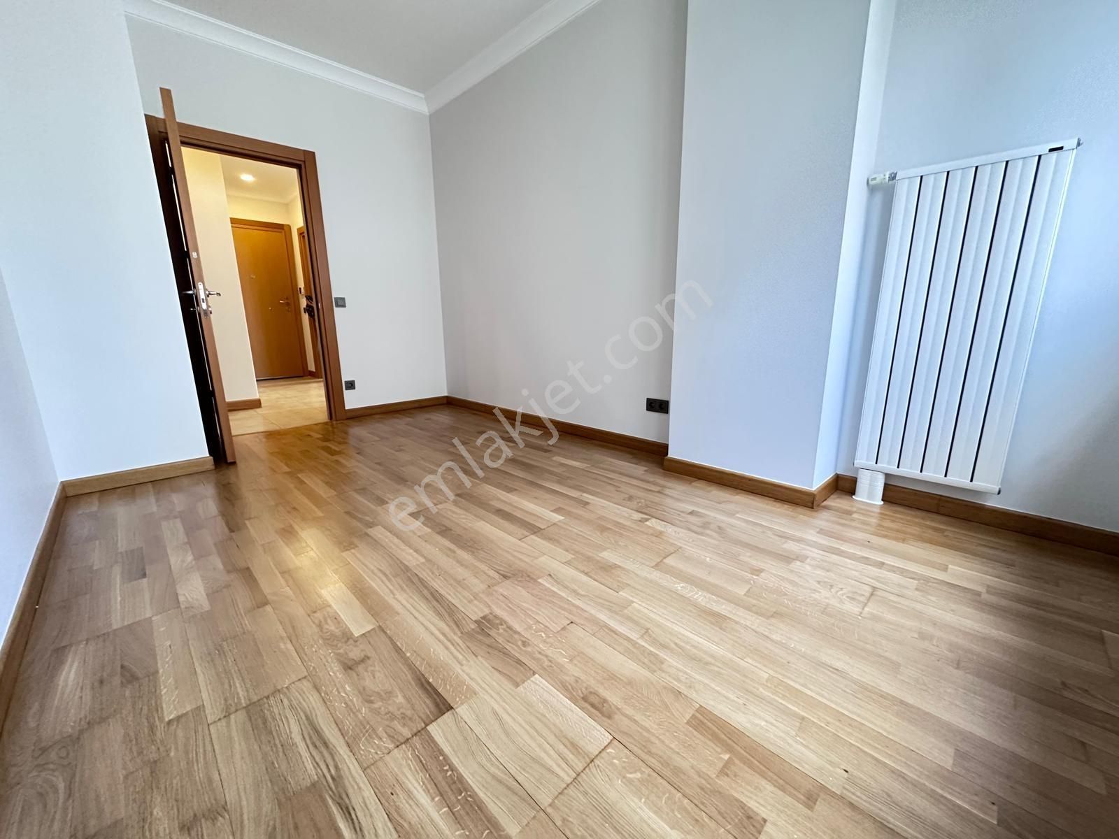 Suadiye'de 3+1 Net 105 M2 Prestijli Binada Fırsat Boş Daire - Görsel 2