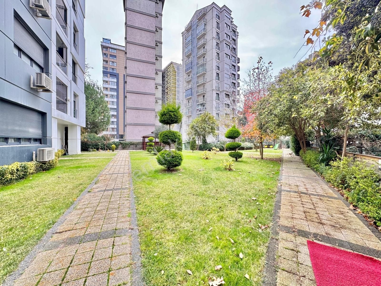 Suadiye'de 3+1 Net 105 M2 Prestijli Binada Fırsat Boş Daire - Görsel 32