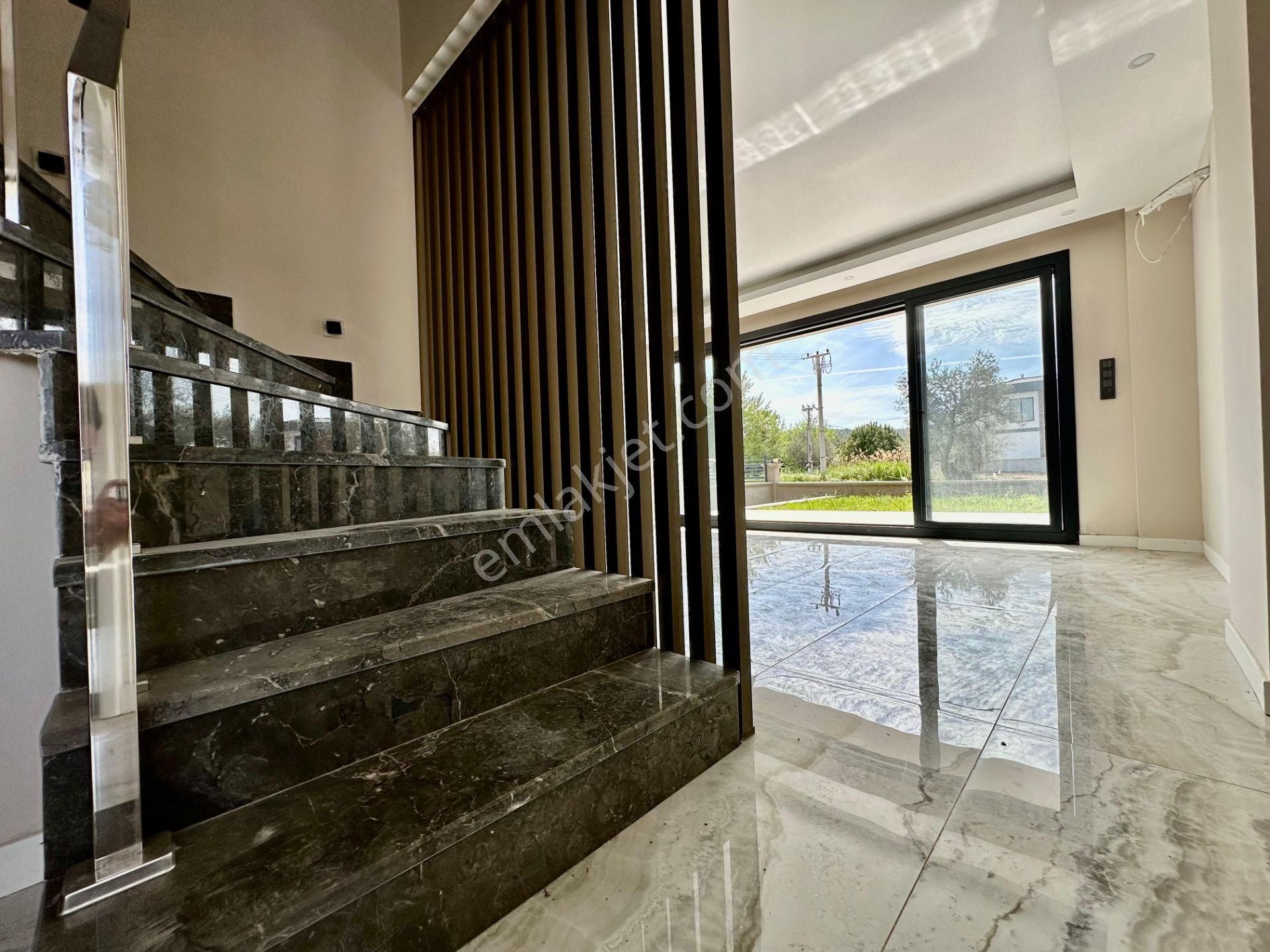 ꧁akçay Ay Emlak'tan꧂pelitköy'de Muhteşem Konumlu Denize Sadece 100 Mt Satılık 4+1 Tam Müstakil - Görsel 7