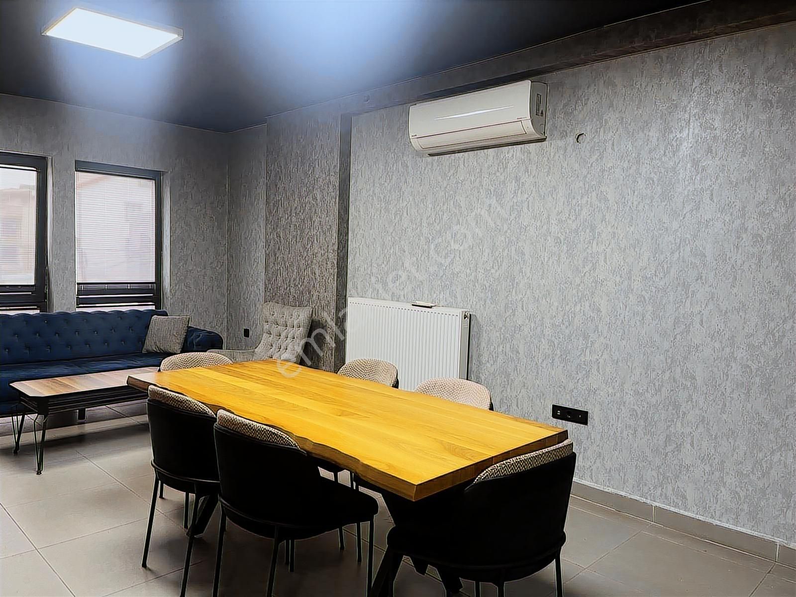 Tramvay Önünde Ana Cadde'de Merkezi Konumda Kiralık İş Yeri - Görsel 11