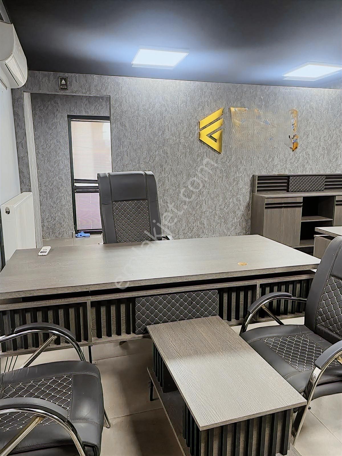 Tramvay Önünde Ana Cadde'de Merkezi Konumda Kiralık İş Yeri - Görsel 4