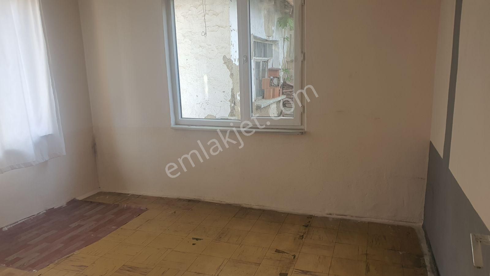 Edirne Selimiye Cami Yanında 2+1 Müstakil Bahçeli Ev 2kat İmarlı - Görsel 27